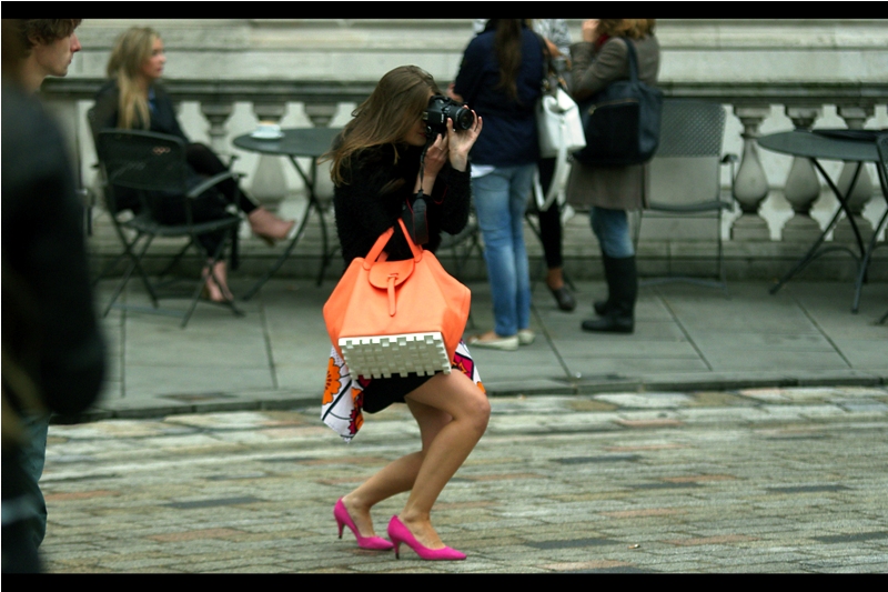 <voice inside head> "when photographing London Fashion Week, look as good you do not" It's the heels that make all the difference
