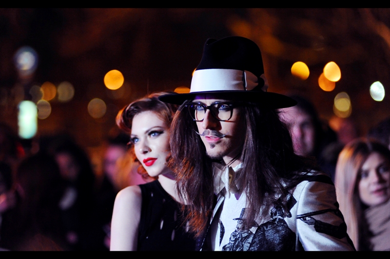 I'm going to guess... Musician? Or Mime Artist? Or at higher odds, Performing Vampire or Vending Machine Engineer. (edited to guess : musician James Bay?)