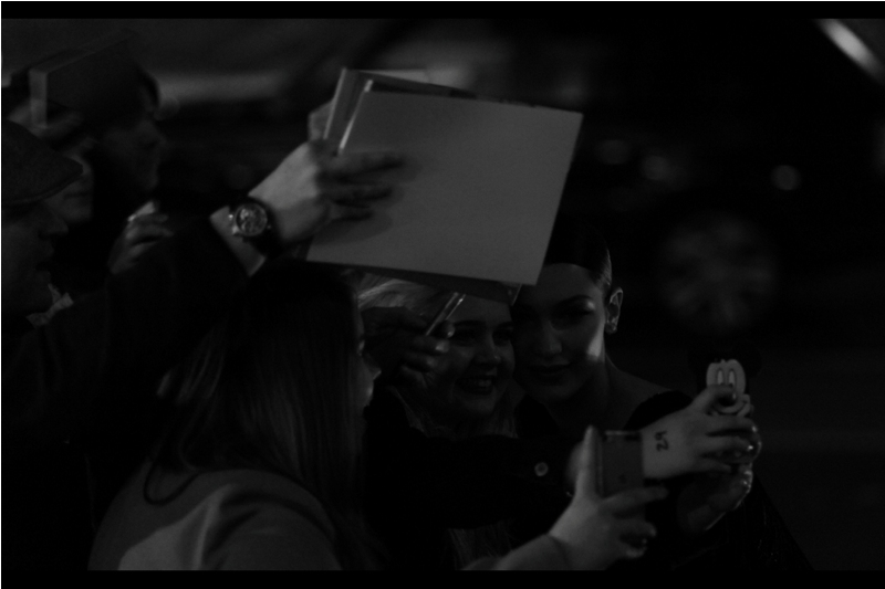 "Sign this!! Either side -- I don't care!!"