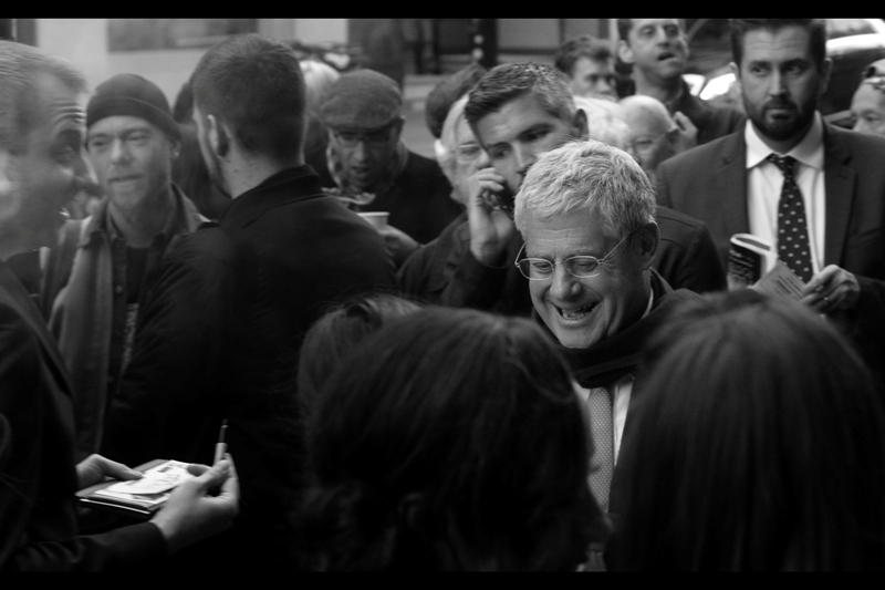 "You want my autograph? Only if you compliment my scarf. Of course I already I know the scarf is awesome.... your compliments would be entirely superfluous"