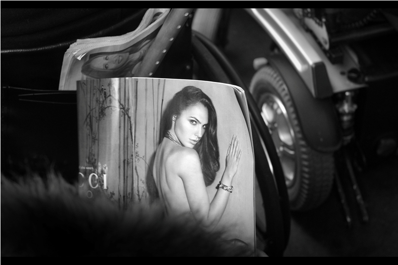 DC's own Wonder Woman, Gal Gadot is in this movie but was not expected to attend. And since I left before she arrived, in my own corner of the universe that's (a) still true, and (b) somewhat compensated for by the moment we shared at the premiere of Batman v Superman : Dawn of Marthas a couple of weeks ago.