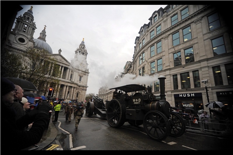 Awesomely, steam-drawn World War 1 artillery also showed up.