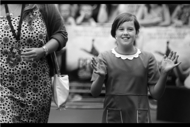 The dress of the lady on the left stole the Nikon's autofocus, but at least I salvaged a bit more of Ruby Barnhill in this image. (In my defence, Mark Rylance is very cool, and I've seen him in movies before)