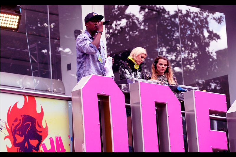 "Yoyoyoyoyo : Not a lot rhymes with Squad that's not also blasphemous : so I'm sending this out to Nod!". Your good friend and mine Hakeem Mr Impact and DJ Suizides and DJ Squadz were there to warm up any part of the crowd not already warmed by the stage-mounted flame-throwers.