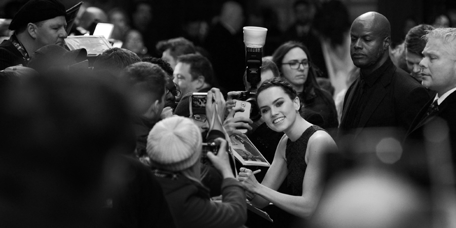March 20th : The 2016 Empire Awards (Daisy Ridley is pretty, but that's nowhere near enough to make me say that I liked The Force Awakens. I simply didn't)