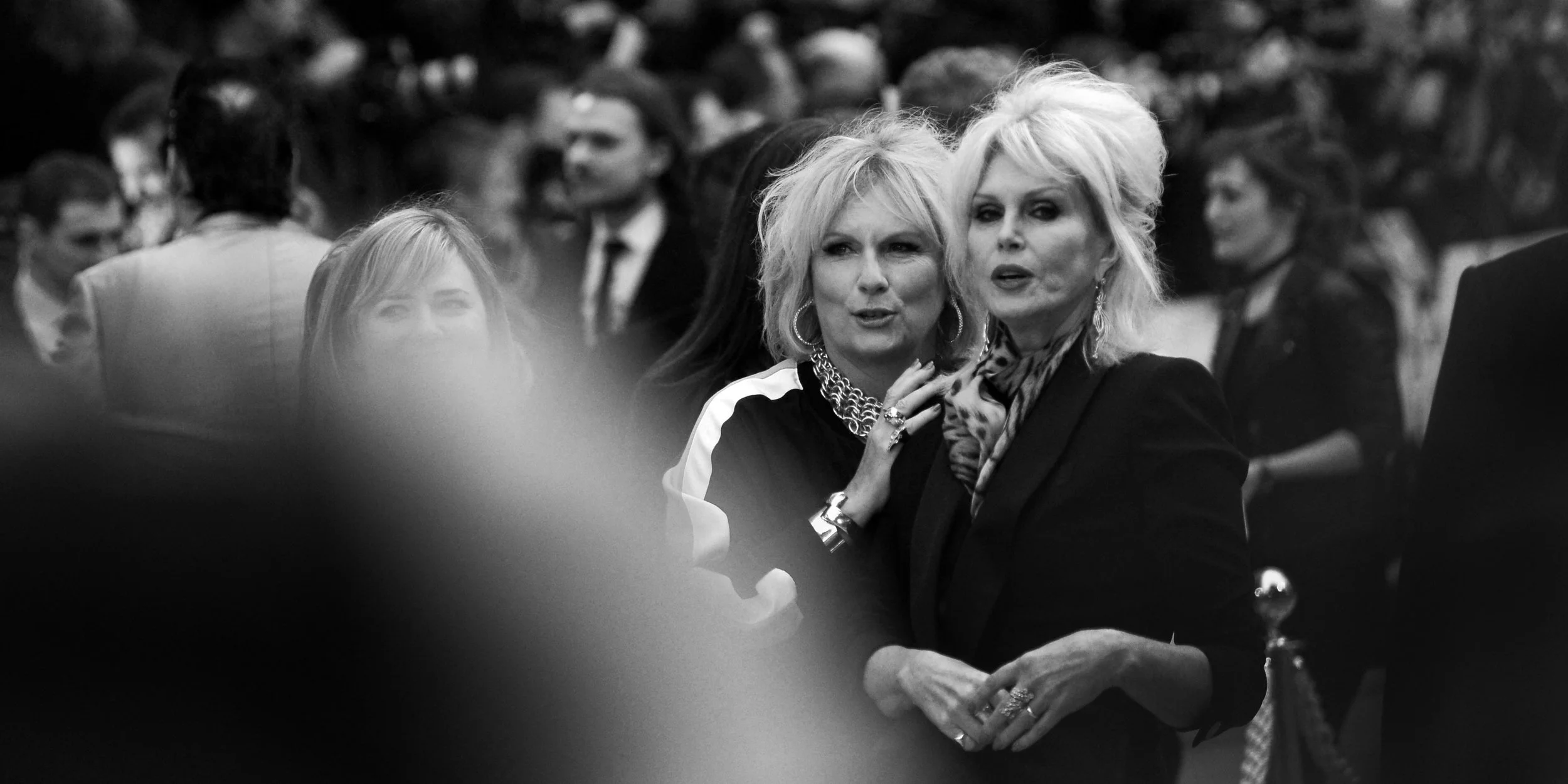 June 29th : 'Absolutely Fabulous' - I have no real desire to watch the film, but the premiere was ... interesting (I did finally manage to photograph Kate Moss) (edited to add : I've since watched it and I pretty much hated it, and its main characters)