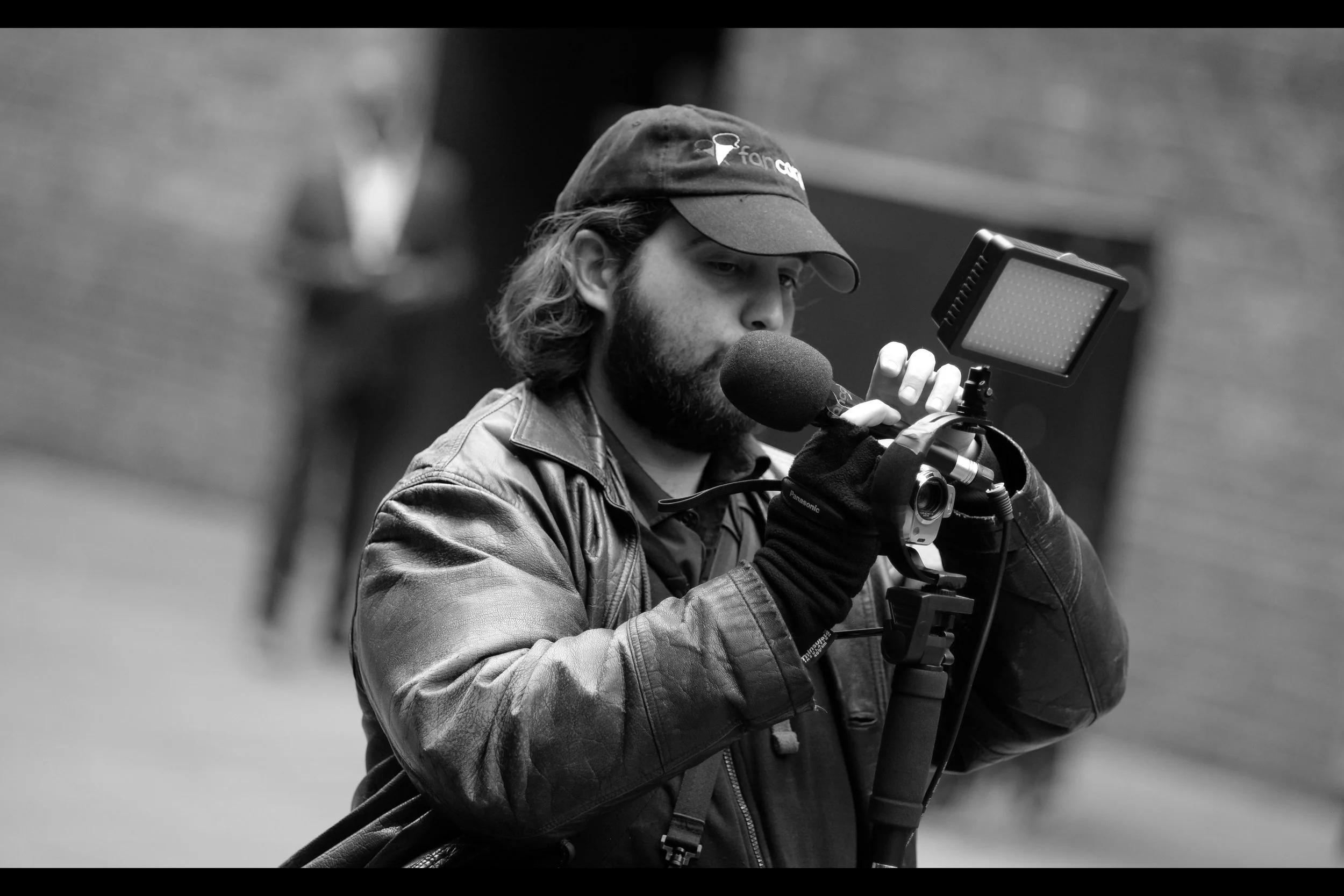"I know the microphone is larger than the camera. Don't you THINK I know??" this man currently represents the entirety of the Media Pen at this premiere. (Sadly this means I can't *quite* boast that my website has a worldwide exclusive on this world premiere)