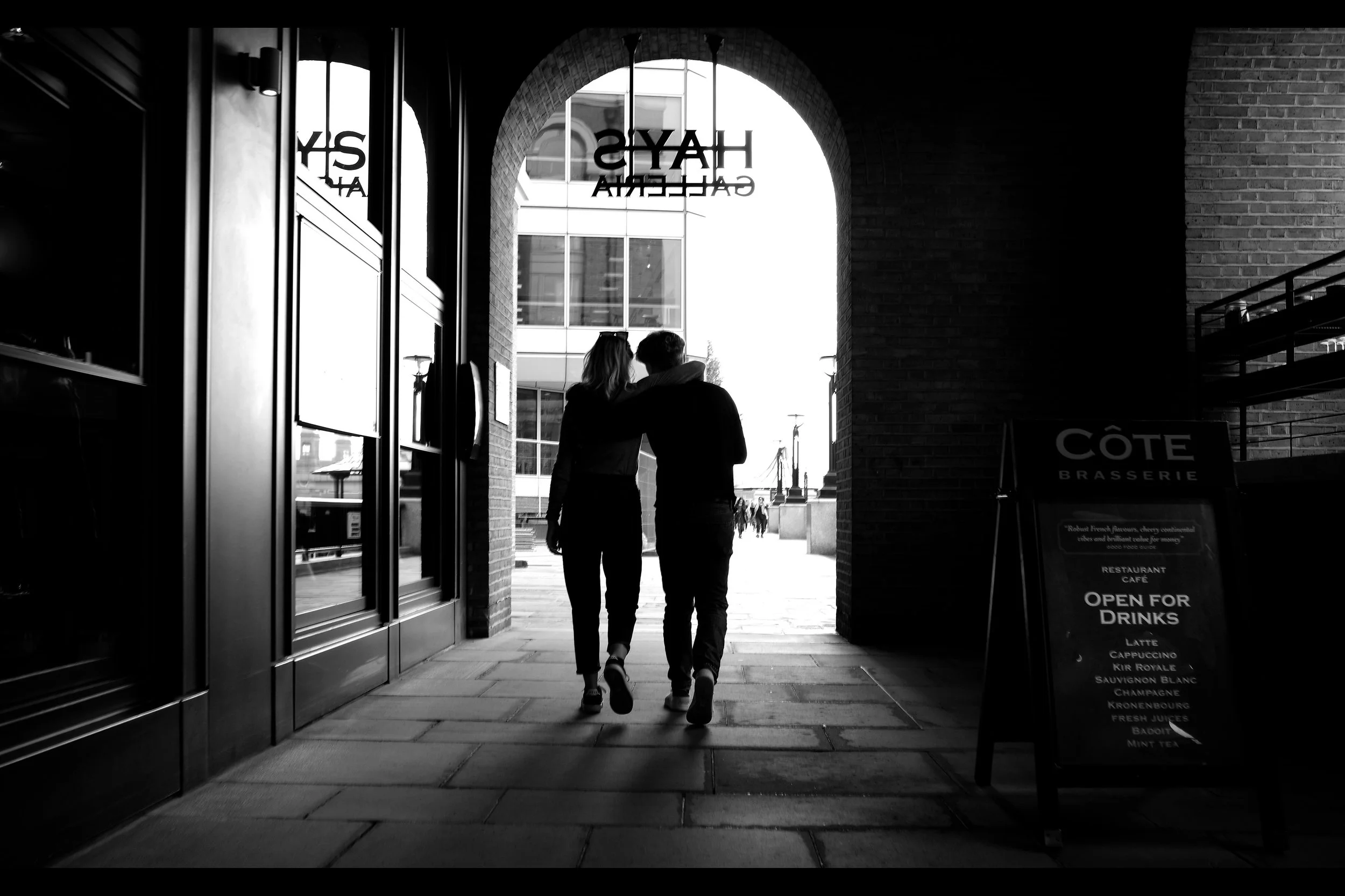 And remember, movie fans and movie studios of the world : London IS OPEN!!!! ... for drinks.