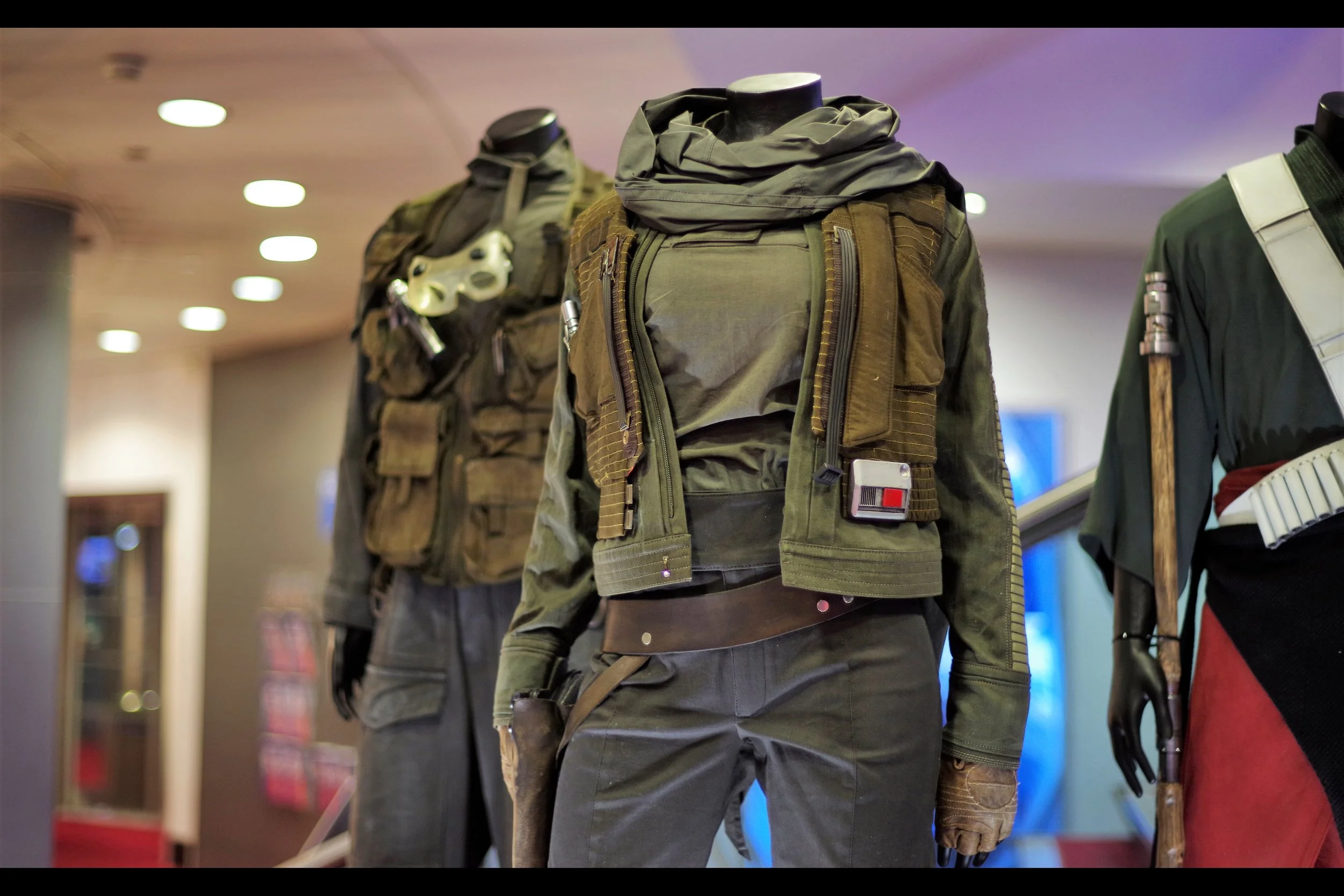"Remember that Star Wars movie where everyone died and that's why it wasn't important that you really got to know or remember or like them? Well... .we hope you remember and got to like them!" Jinn Erso's costume from the PROMO tour of Rogue One. Winning bid £19,000