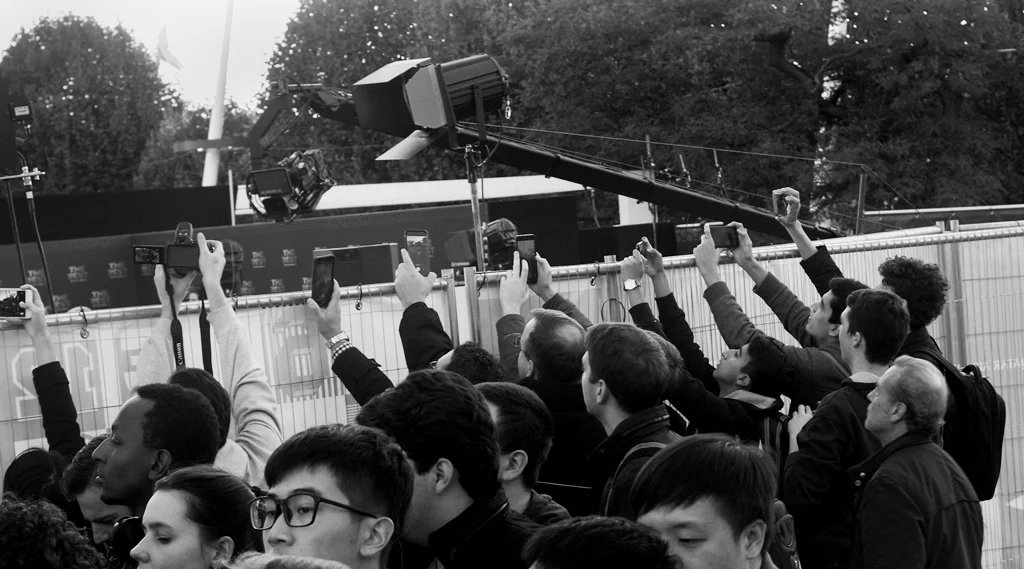 “OMG! OMG!OMG!OMG!OMG!OMG!” . True story: I was told by security that I could not hold my camera above the railing because “security inside might not know what it is” (… and you’d need to be a giant squid to have a socket big enough for the eye-roll my response to this requires)