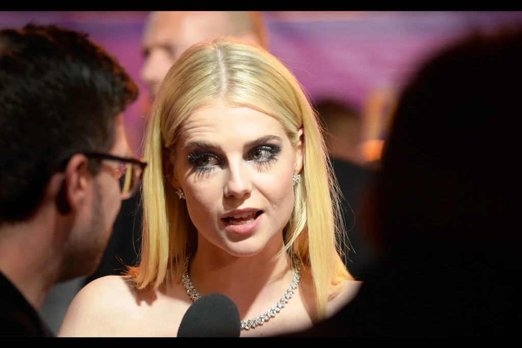 “Are the eye-lashes real? Well, there might be a kind of magic involved.” ”Were you contractually required to use the lyrics of at least one Queen song into your answers?” ”I’m not allowed to say”