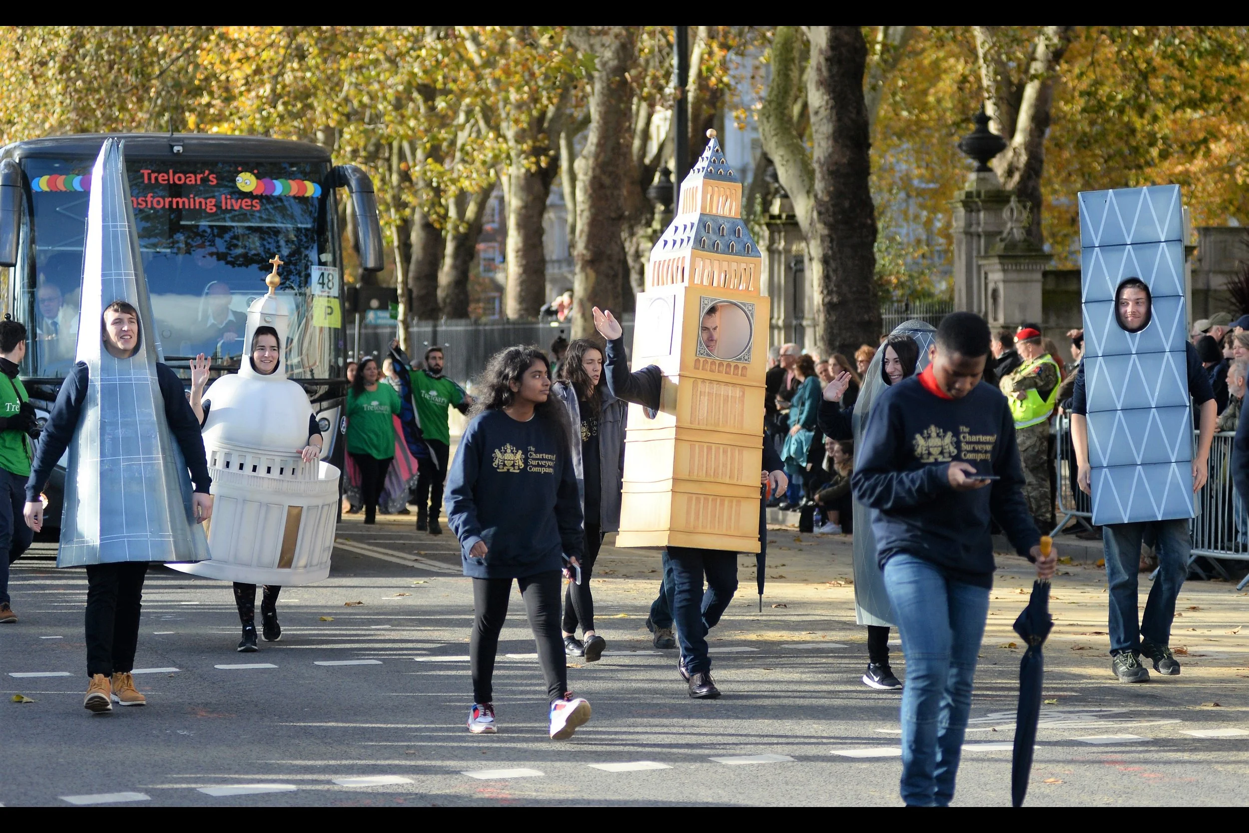 Sadly, the fifth building in the band (ie. The Gherkin) is obscured behind the texting millennial in the foreground.