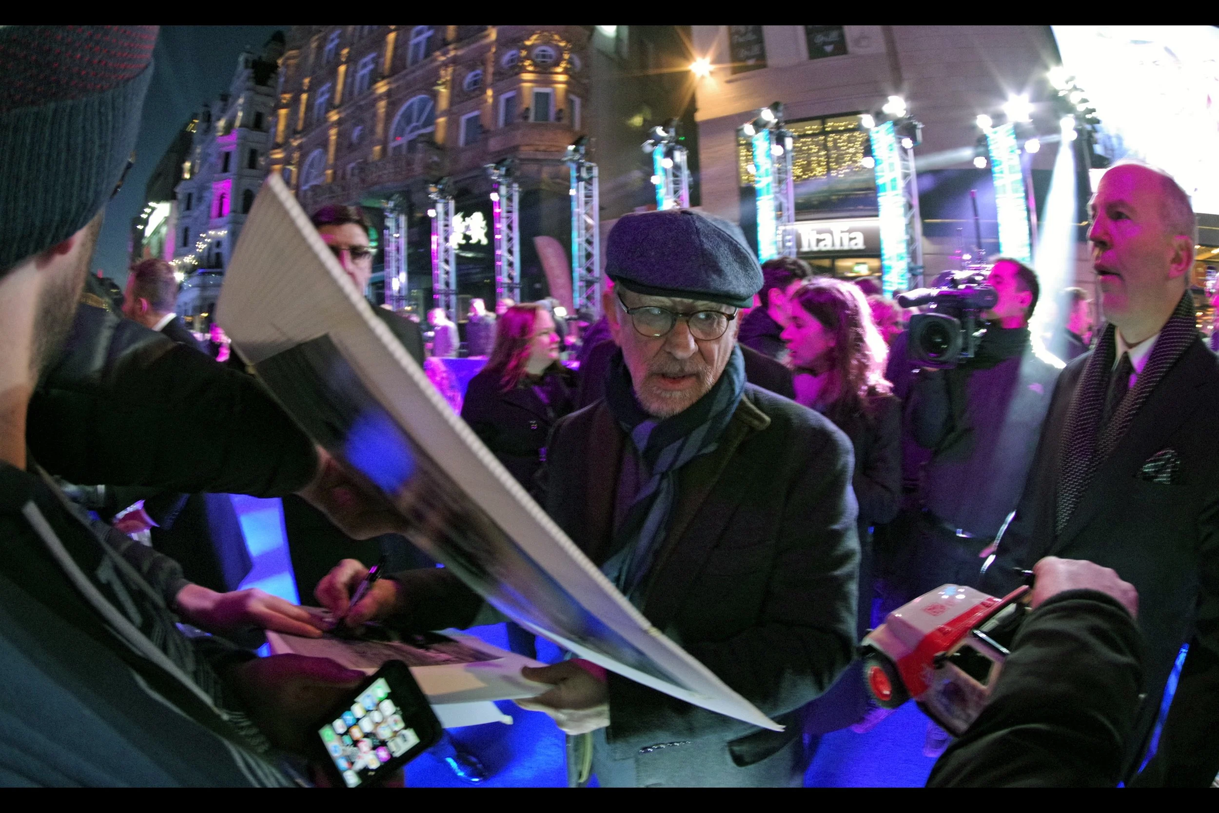 March 19th : Steven Spielberg may just sign that Jurassic Park jeep (if you ask nicely), at “Ready Player One”