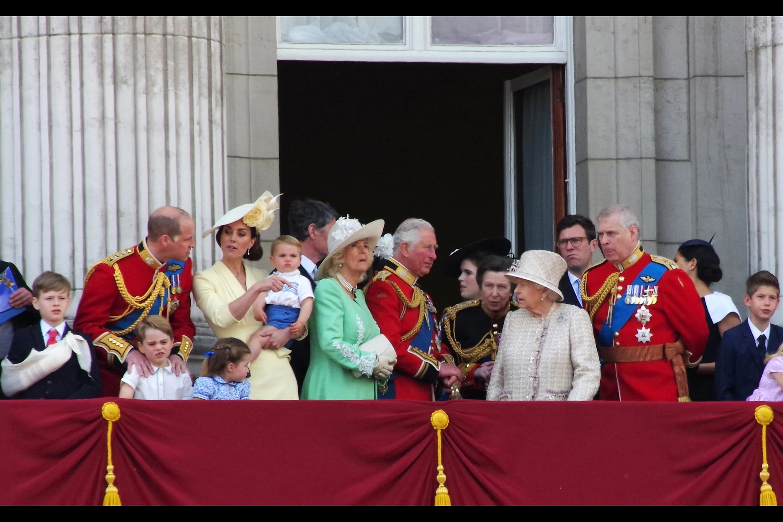 “One is the Queen and One is very busy : NOBODY spoil Game of Thrones for me. Or Breaking Bad. Or Deadwood, come to think of it”