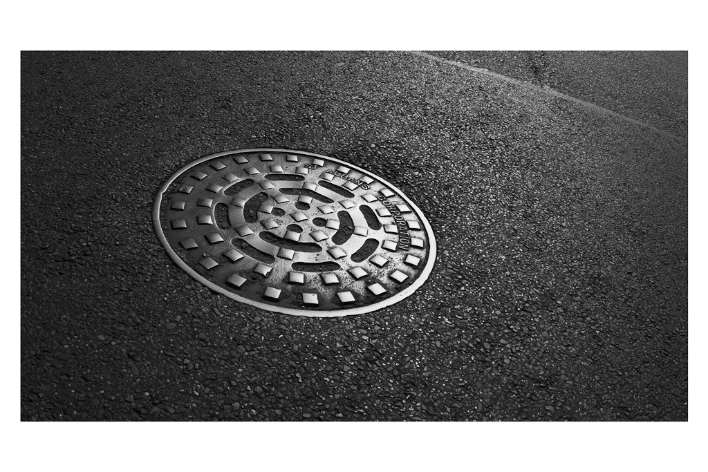 8. GEORGE STREET - I was struck by how it was basically impossible to conceive of any original shot to take on this street… so I kind of settled on something unusual rather than aesthetic : a manhole cover at the very end of the street. Art? (Please tell me it’s “Art”) On Reflection : … I’m not sure. Maybe a monopod shot might have worked better. Or a wider angle - but it’s kind of a busy road (which is not an excuse a REAL photographer should use, I expect.