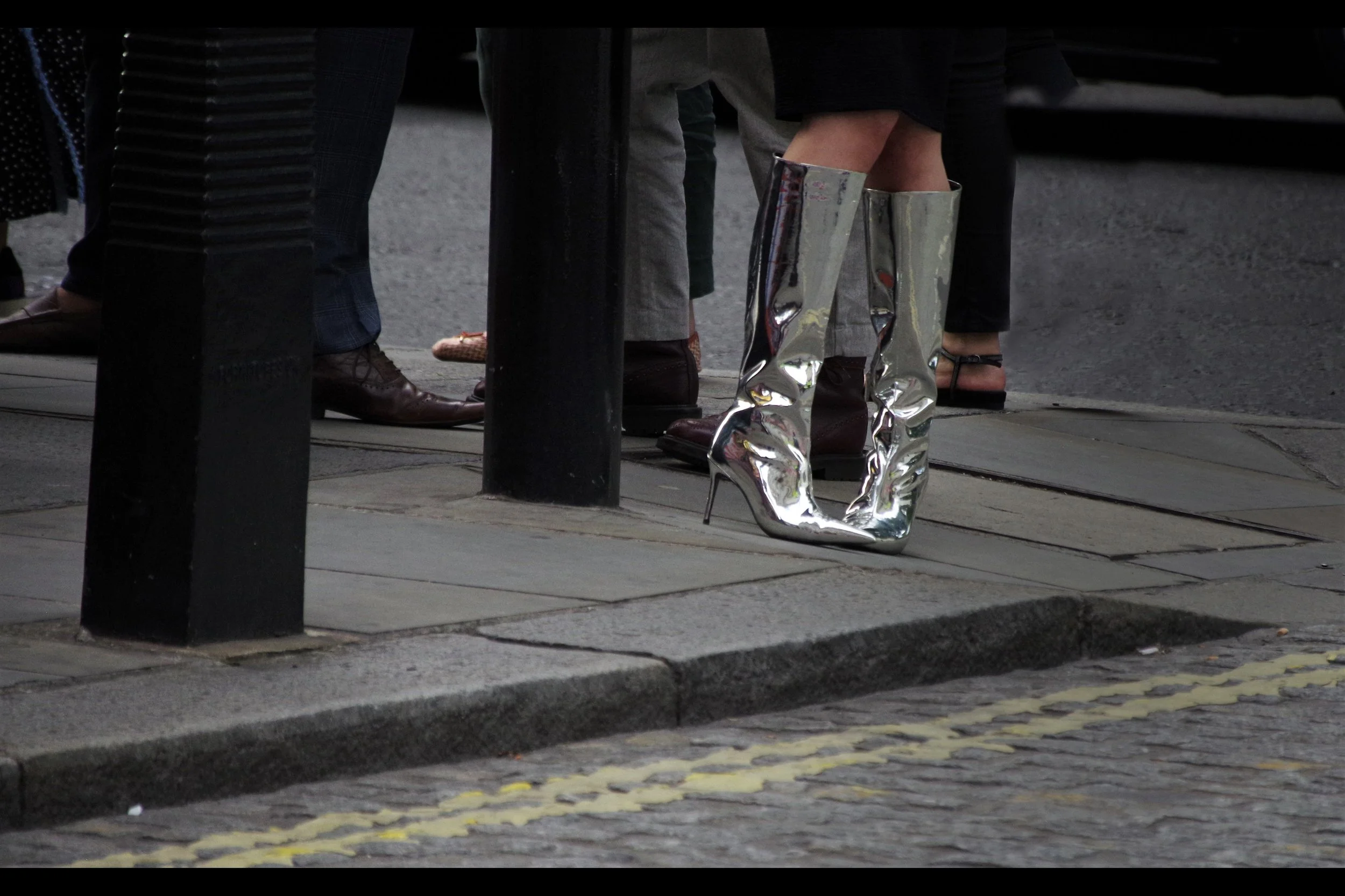“Kinda feel like I need a hug right now…” Sorry Lady, but I’m not crossing the road at a Curzon Mayfair premiere. Not on the day before a Quentin Tarantino premiere, at any rate.