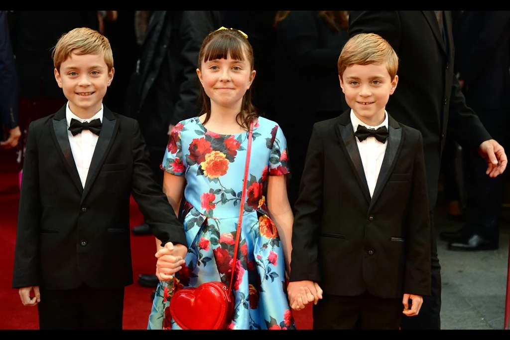 I took a photo of somebody’s kids. They seemed pretty insistent, and I am after all a member of the working class, thus obliged to do the bidding of my social superiors…. is what I would say if I was maintaining the charade.