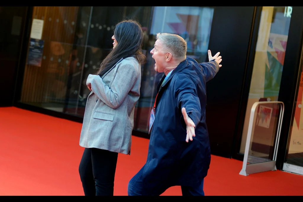 “I feel a presence I’ve not felt since…. well… the last time somebody crept up behind me on a red carpet. It didn’t work out so well for my aggressor then…… so let’s see if they stay when I turn around wielding my can of bear mace” - 9 out of 10 autograph dealers dislike bear mace. But not for the expected reason.