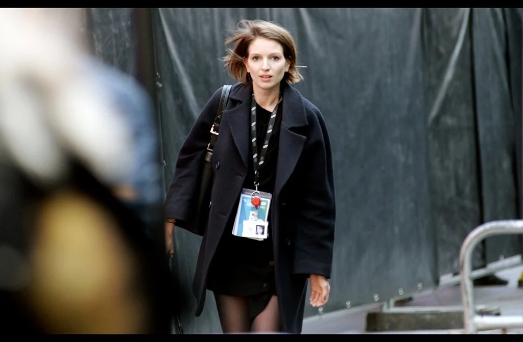 I believe that the secret to an AWESOME WALK <tm> is to walk as if you’ve got a posse of armed mercenaries directly behind you. And this BFI delegate? HAS THAT WALK. The hair swish on top of it? Pretty amazing. Also : there’s a premiere about to start, but I don’t mind telling you I could leave right now and be pretty happy.