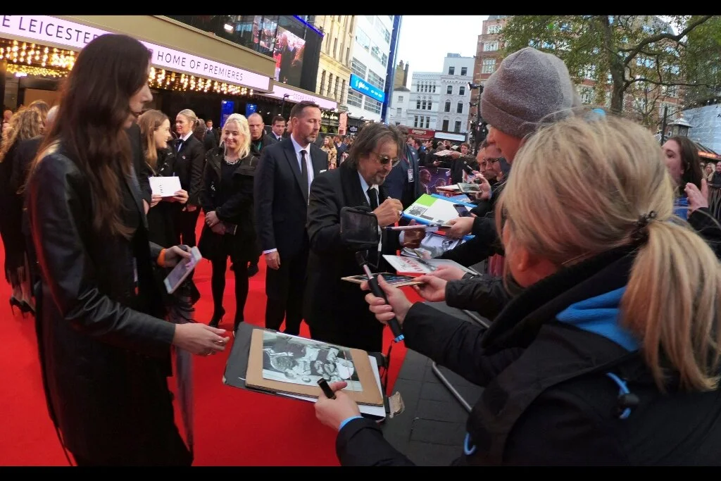 “Today I’m signing my full name for anyone who brought “Any Given Sunday” stuff for me to sign, First or Last name if you brought “Dick Tracy”, and ‘A.P’ for anyone who brought anything else. “Jack and Jill” stuff I’m signing as Joe Pesci. You have been warned” Al Pacino’s filmography is pretty amazing….
