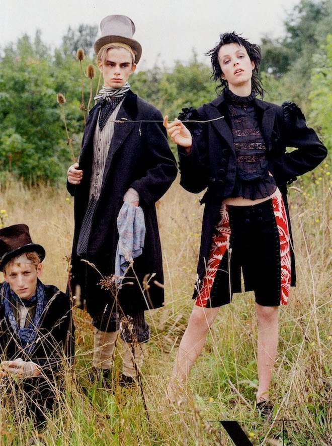 Dreaming+Like+the+Dickens+Edie+Campbell+Tim+Walker+Vogue+Dec+13+9.jpg