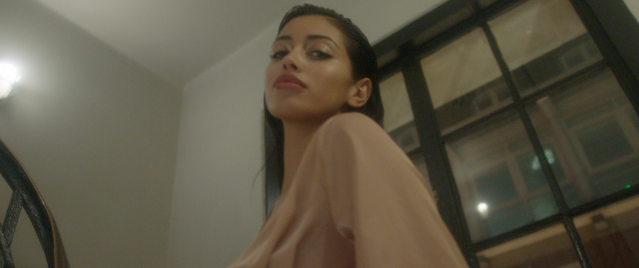 MASTER.00_17_06_20.Still031.png