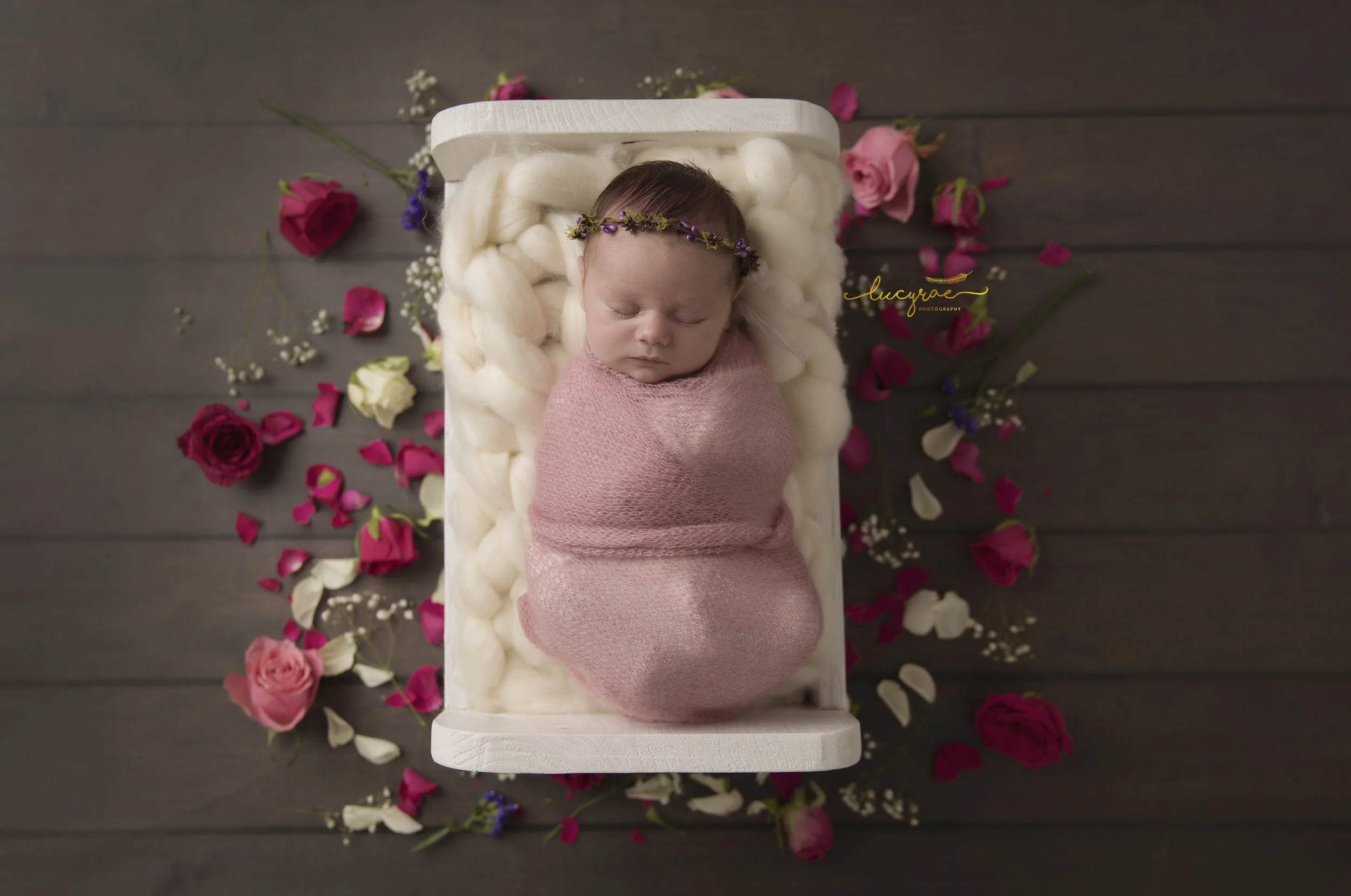 Freya newborn (2 of 35).jpg