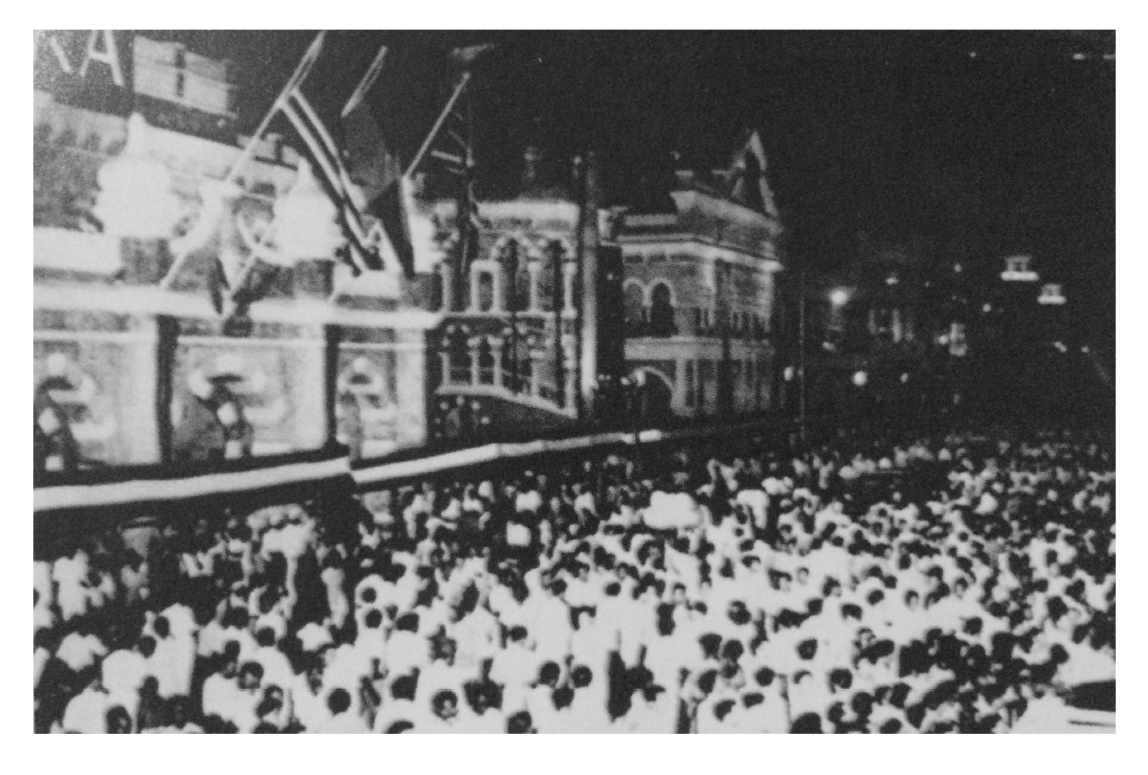 Mammoth gathering of people from all over the country to witness the historical moment of Merdeka at the Padang.