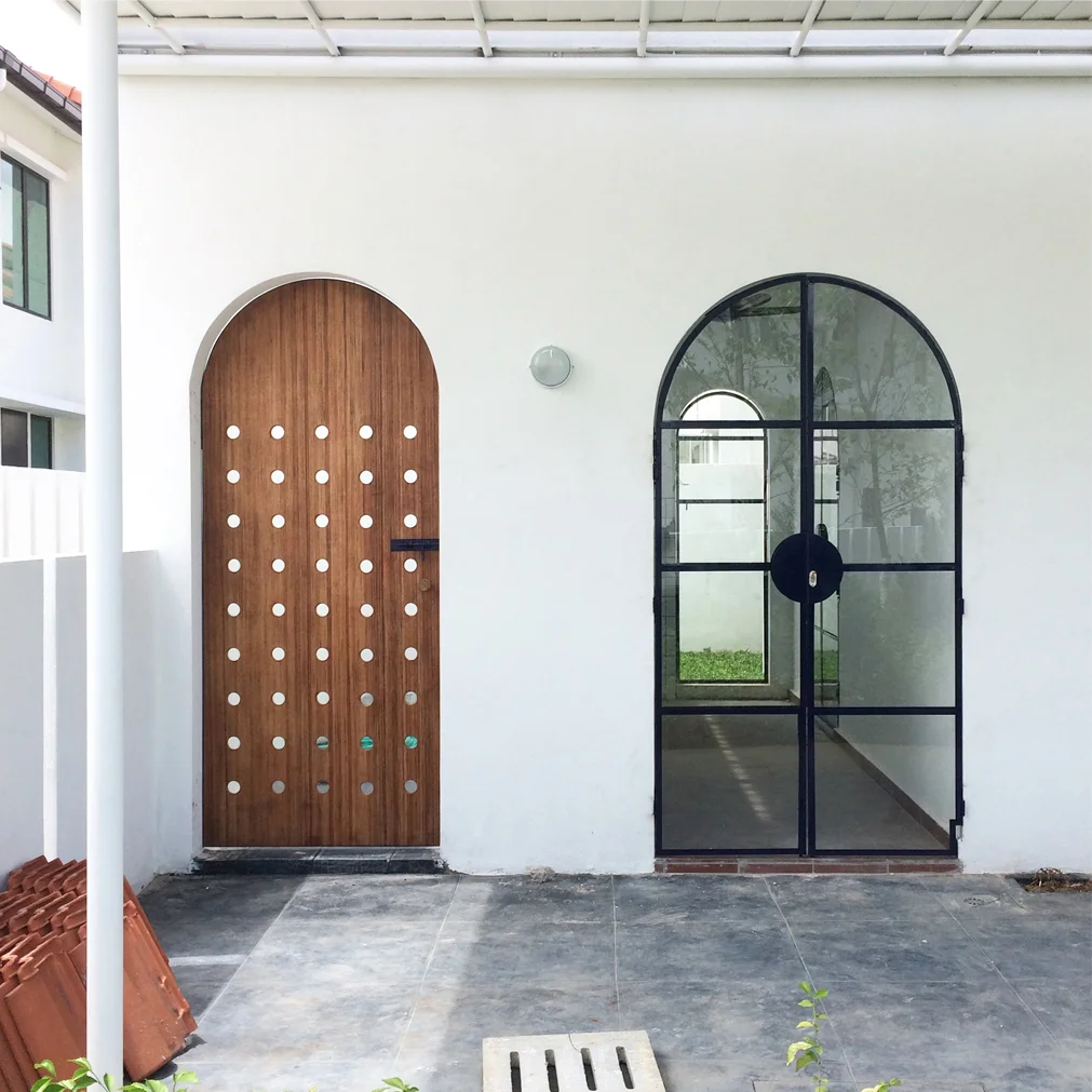 door1.jpg