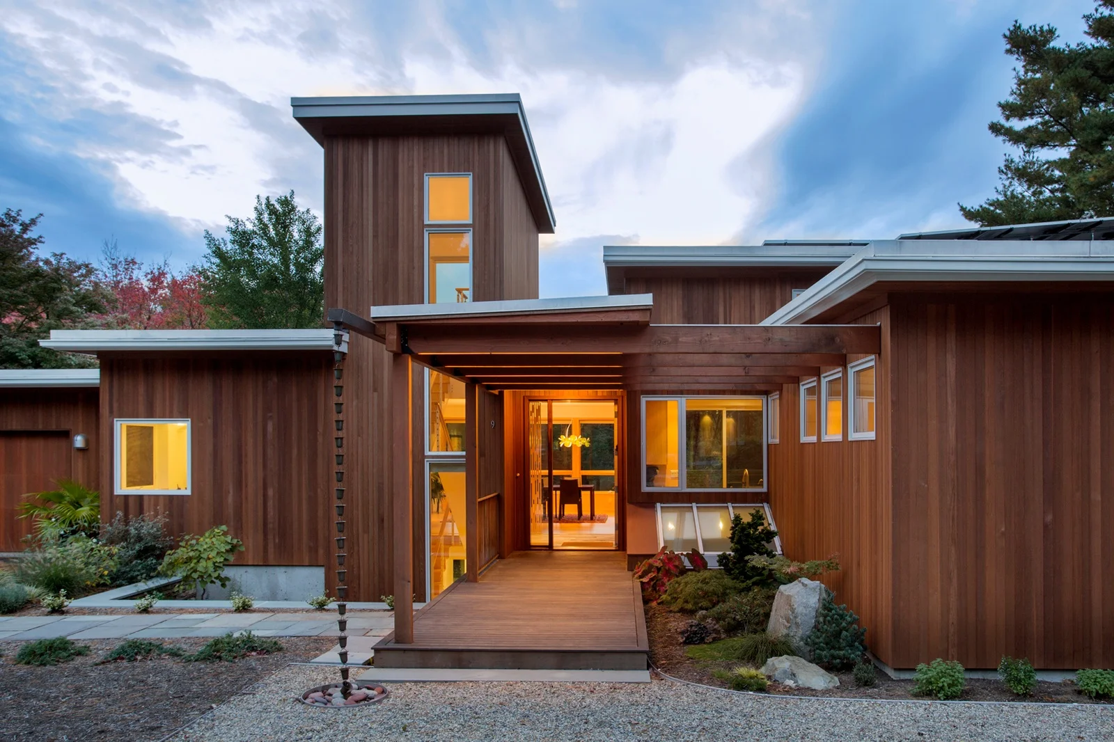 Lexington+Exterior+HOME+PAGE.jpg