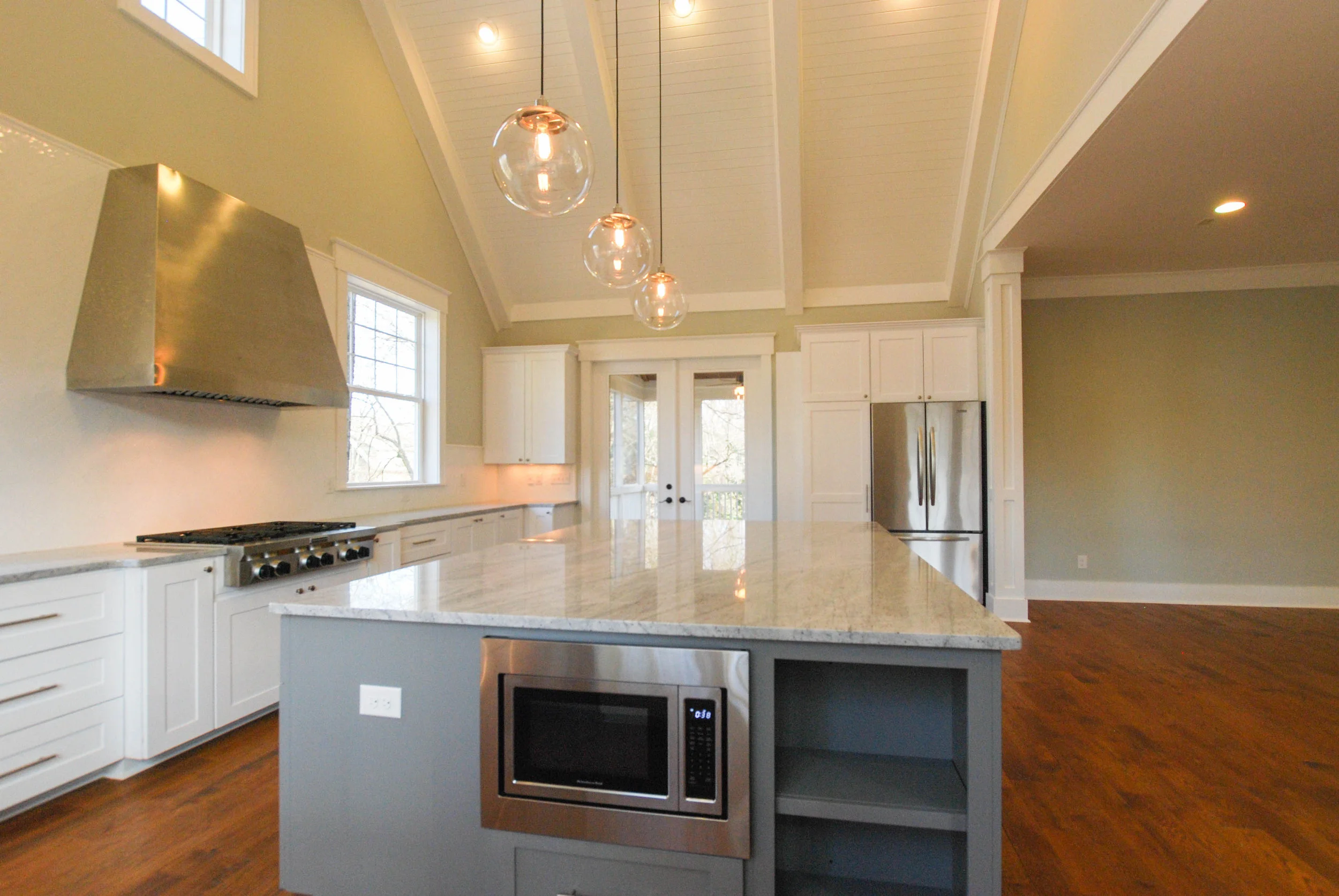 2927 Arundel Dr Charlotte NC-print-011-Kitchen-3872x2592-300dpi.jpg