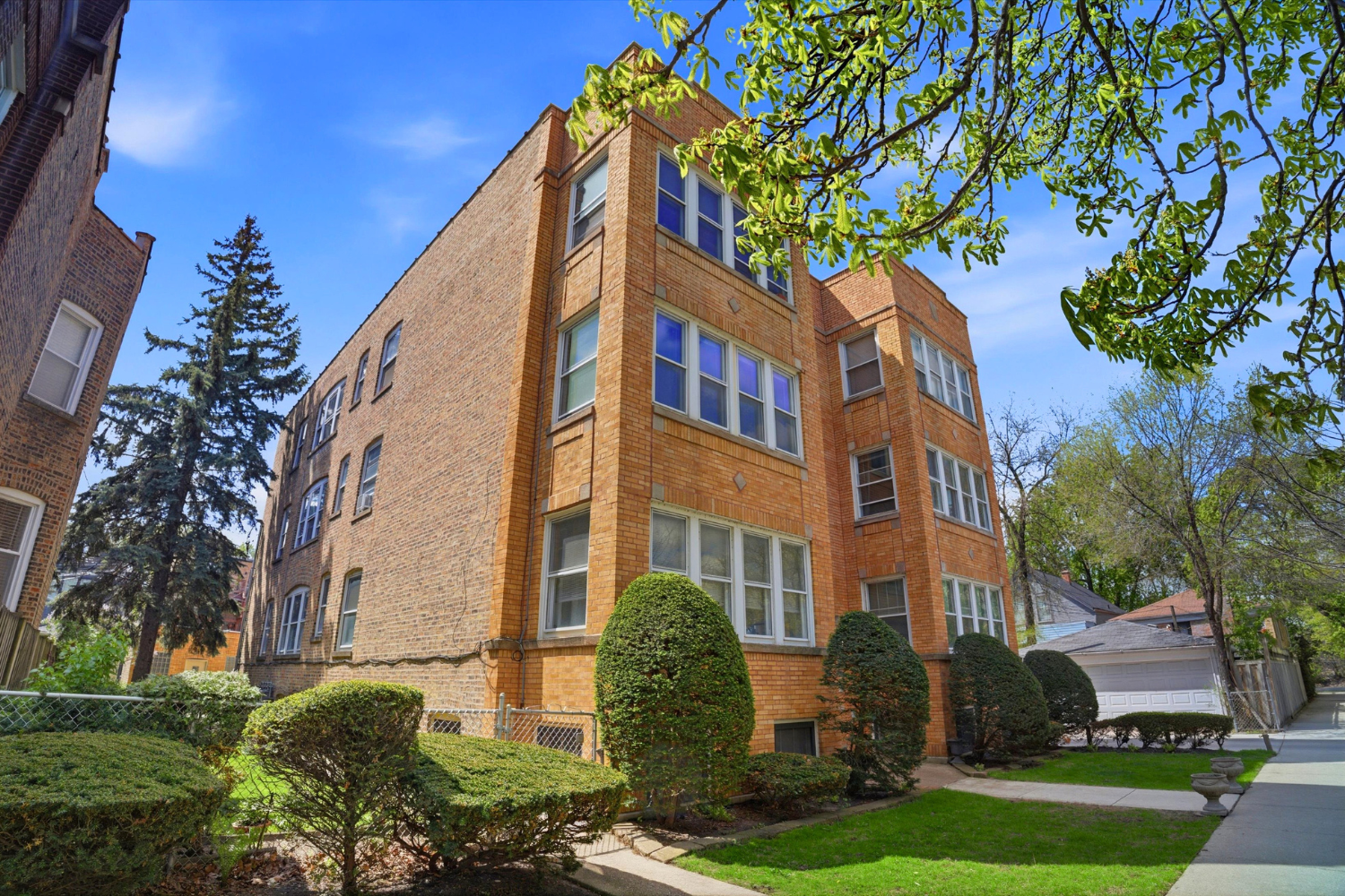 July 1st New Law That Limits What Landlords Can Charge Tenants: Illinois HB 3564