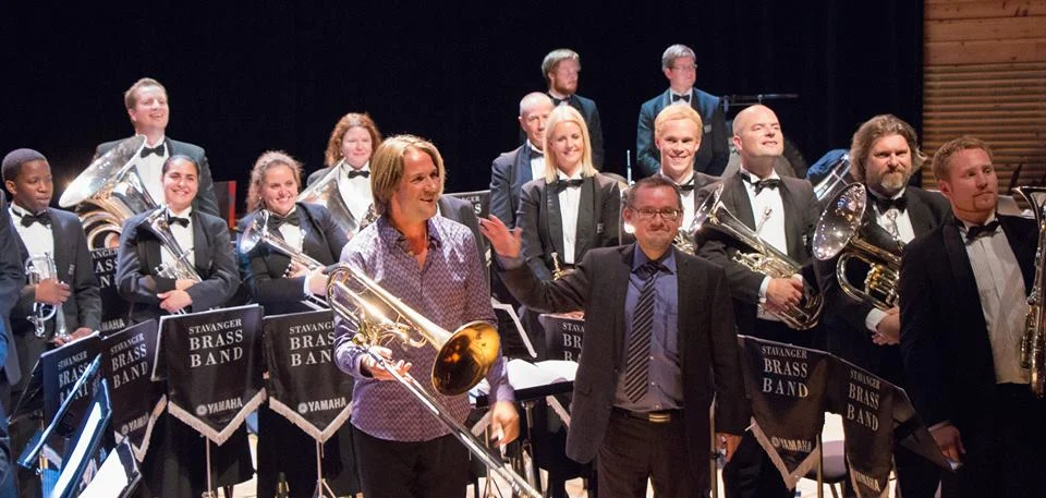 Stavanger Brass Band sammen med solist Brandt Attema