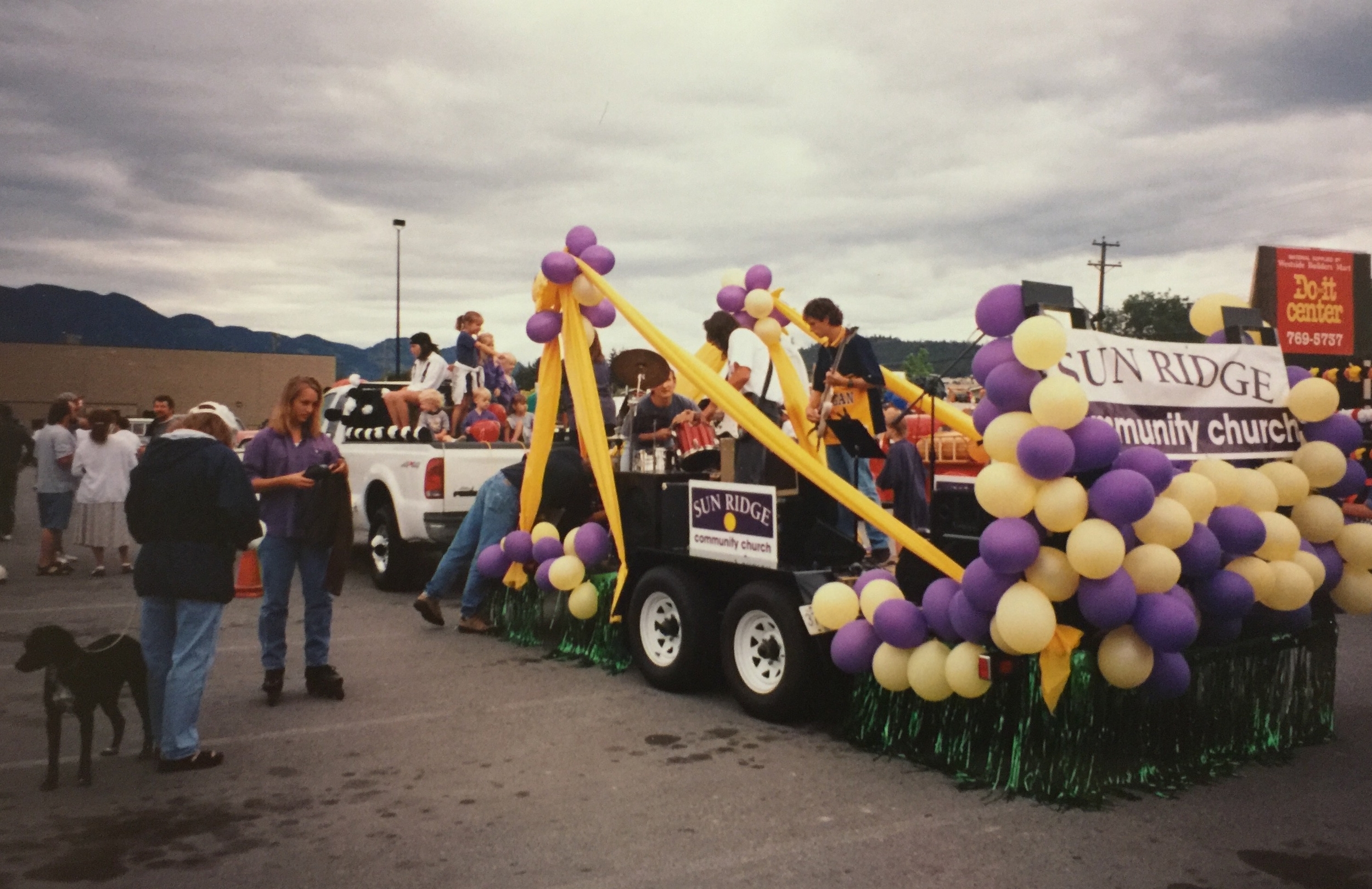 SunRidge in the Westside Days parade