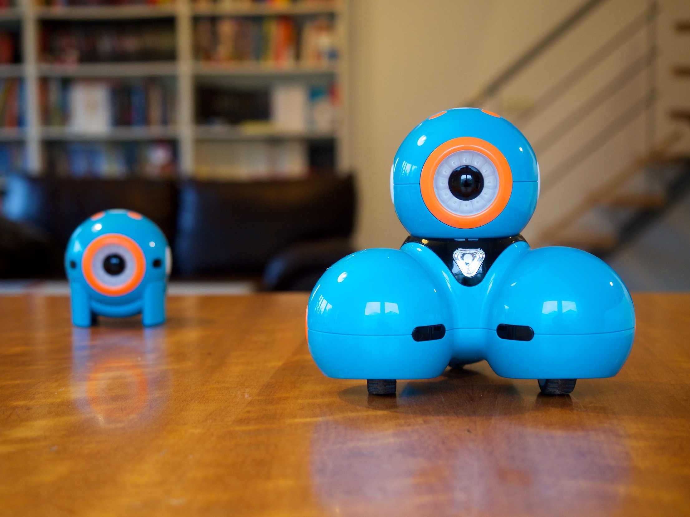 Dash & Dot : 2 robots qui aident les enfants à apprendre à coder