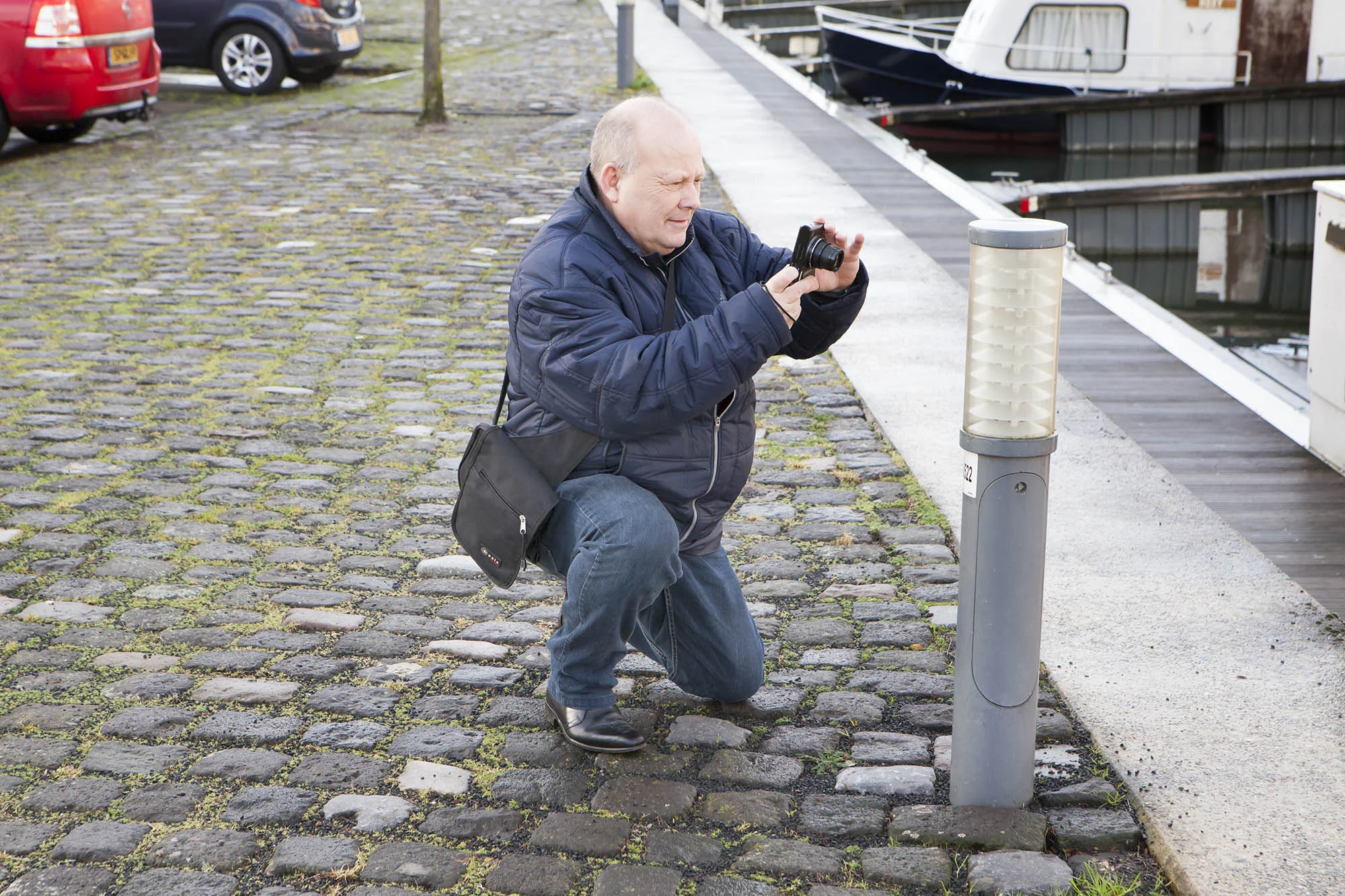 Reinier in actie tijdens de workshop van 16 december 2017. "Was leerzaam, bedankt Maarten en succes met fotograferen!"