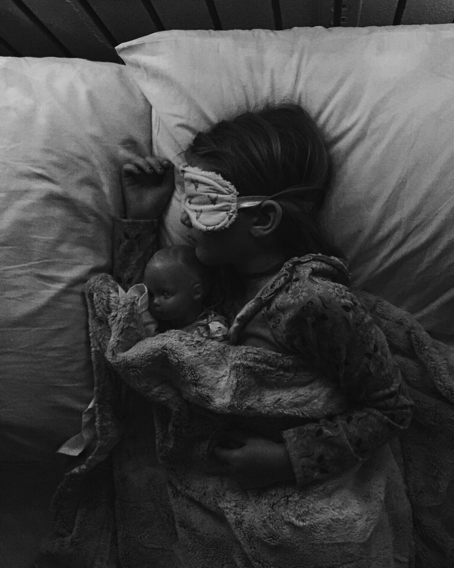 Sleeping with eye masks