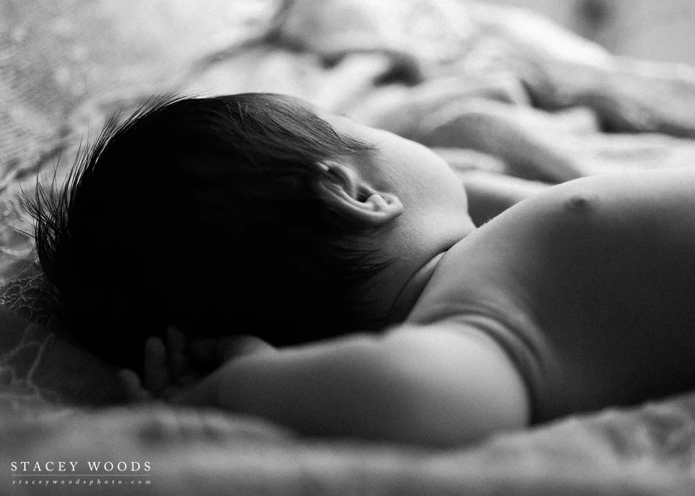 Stacey Woods lifestyle newborn photographer