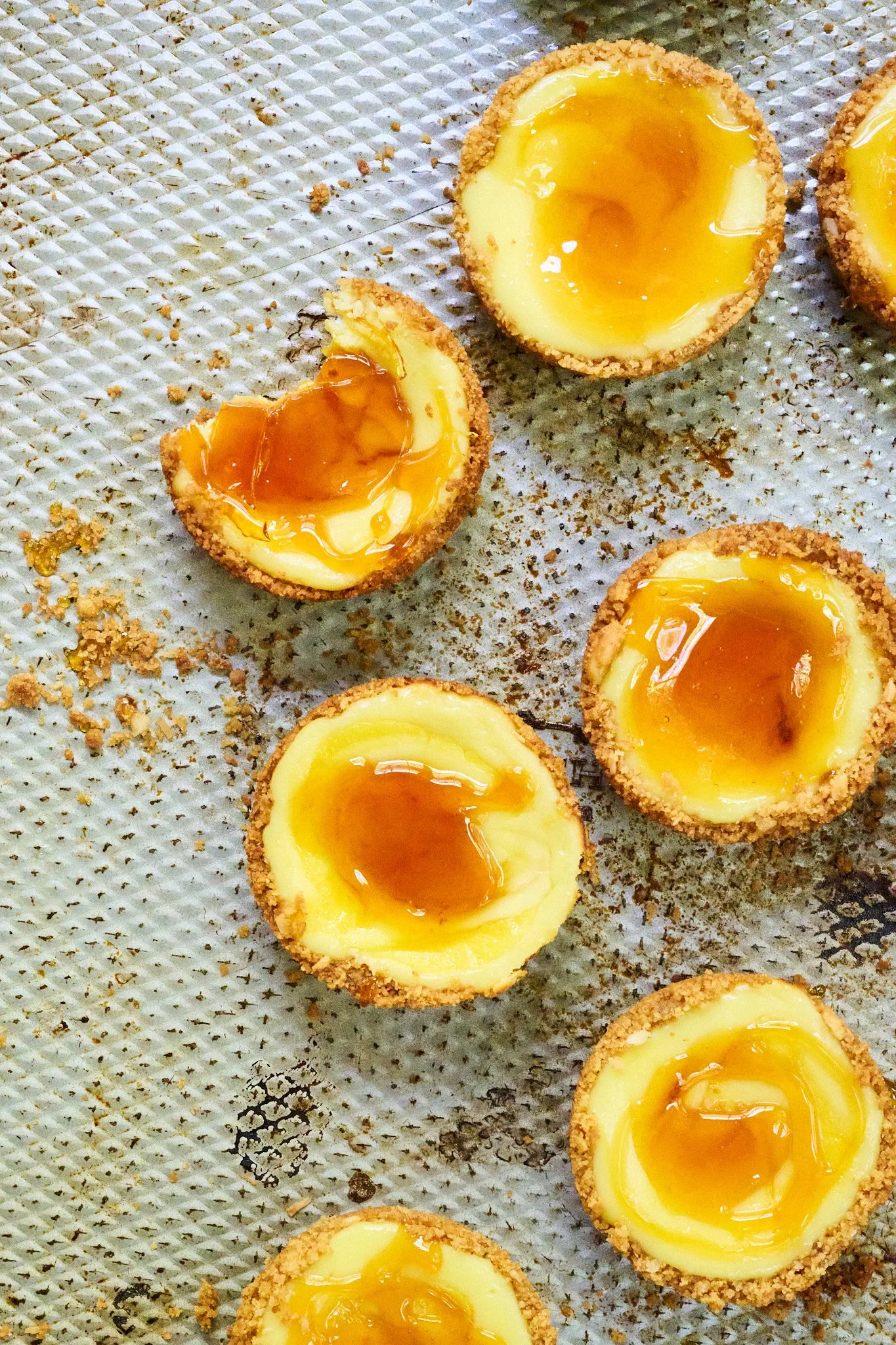  Mango citrus tarts. 