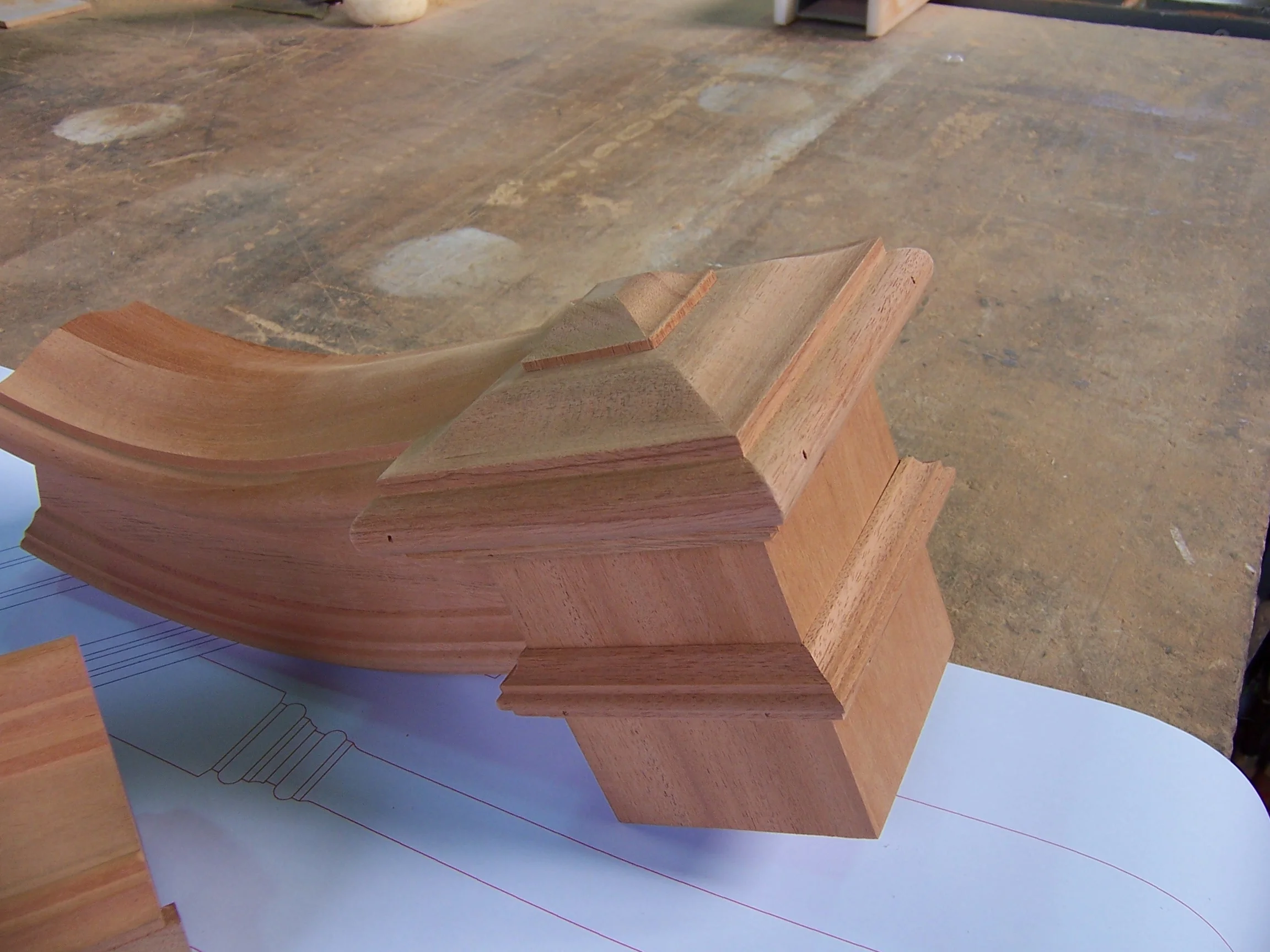Square Cap with Mitered Leads