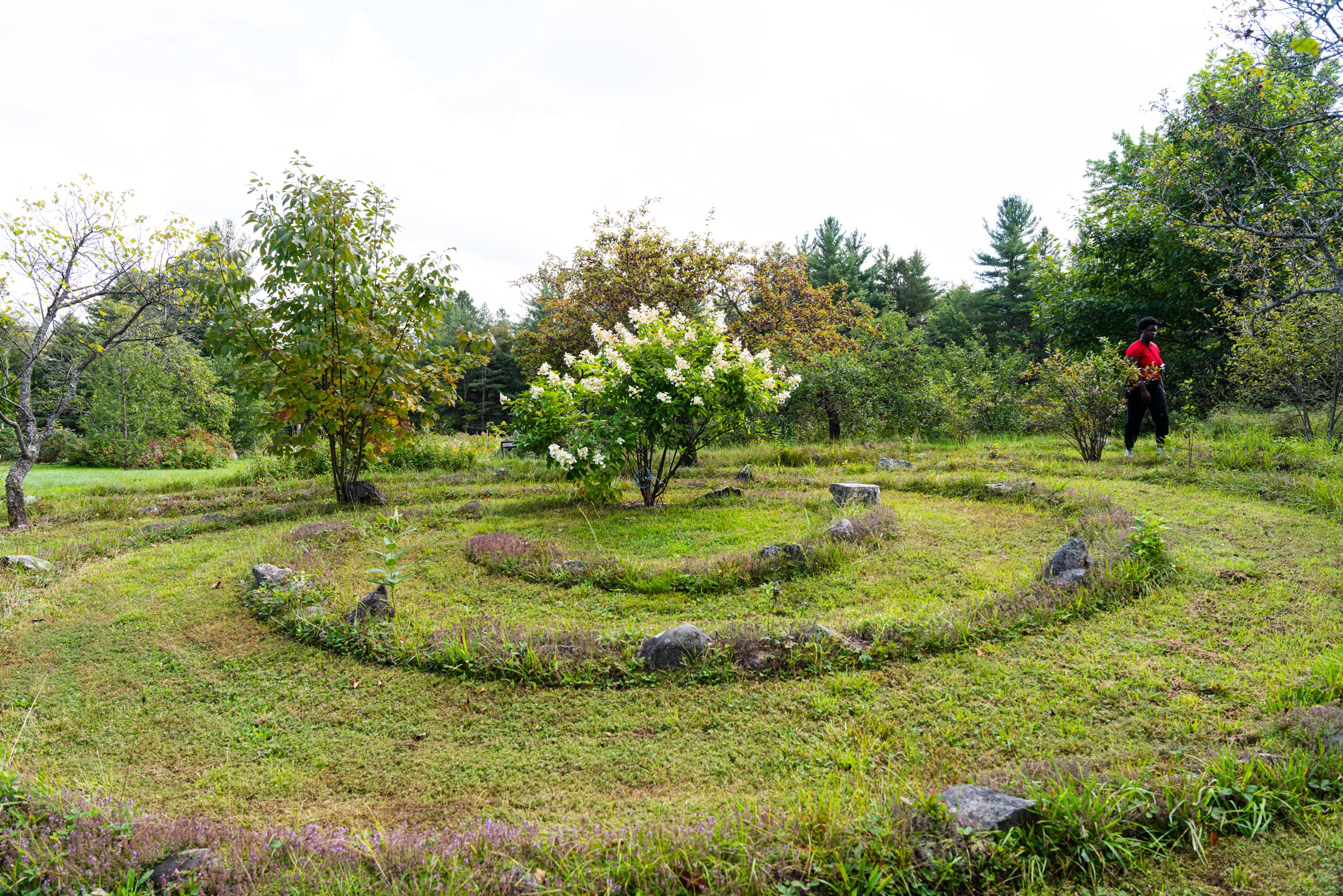  In BMC’s garden, you can find two meditation spirals. Photo by Emmanuel Abreu. 