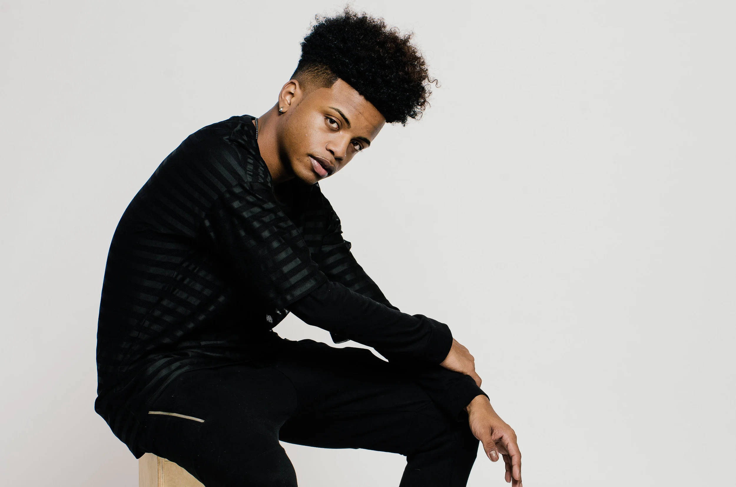 damien-h-promo-246-print.jpg