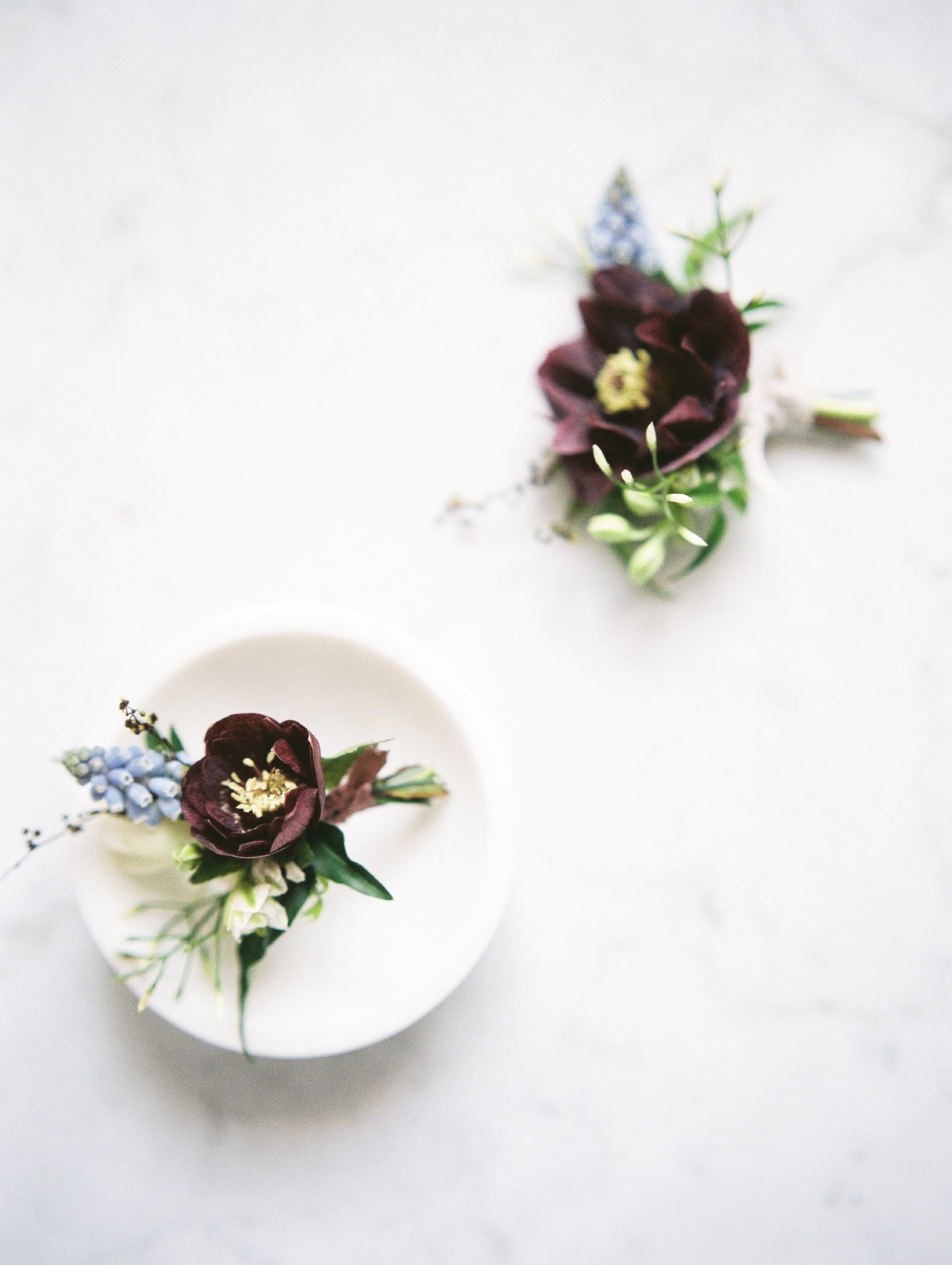 Winnipeg Wedding Photographer Keila Marie Photography | Academy Florist | Floral details