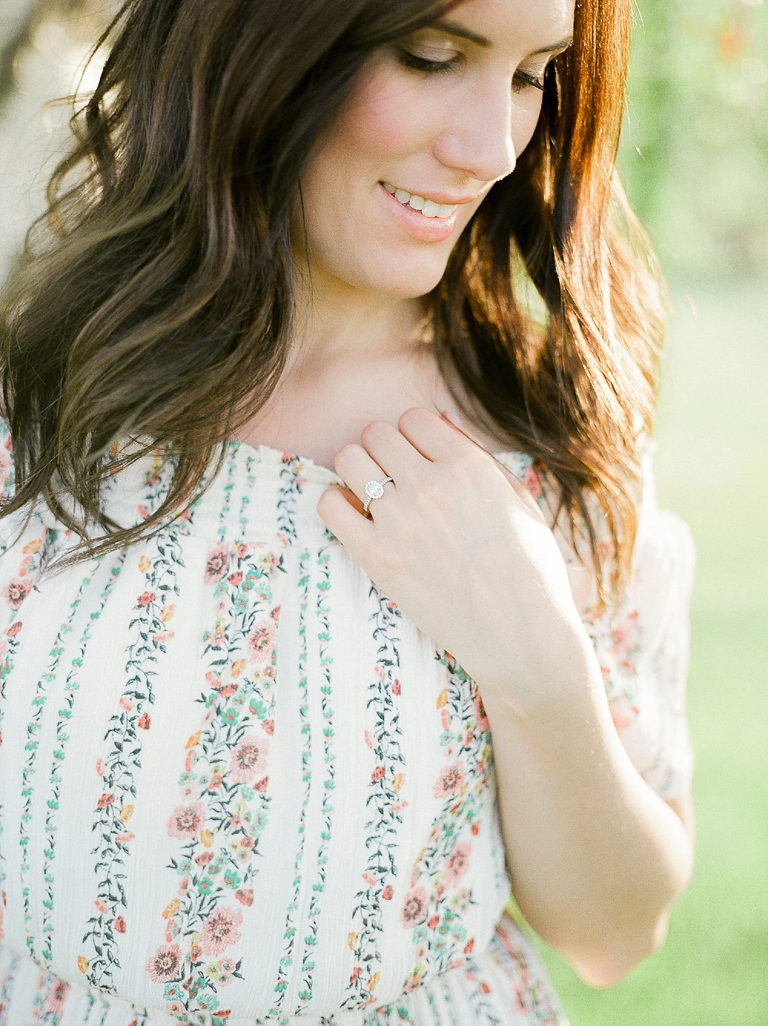 Engagement ring ideas, floral dress trends, outfit ideas 2018, winnipeg wedding photographer, canadian wedding photographer