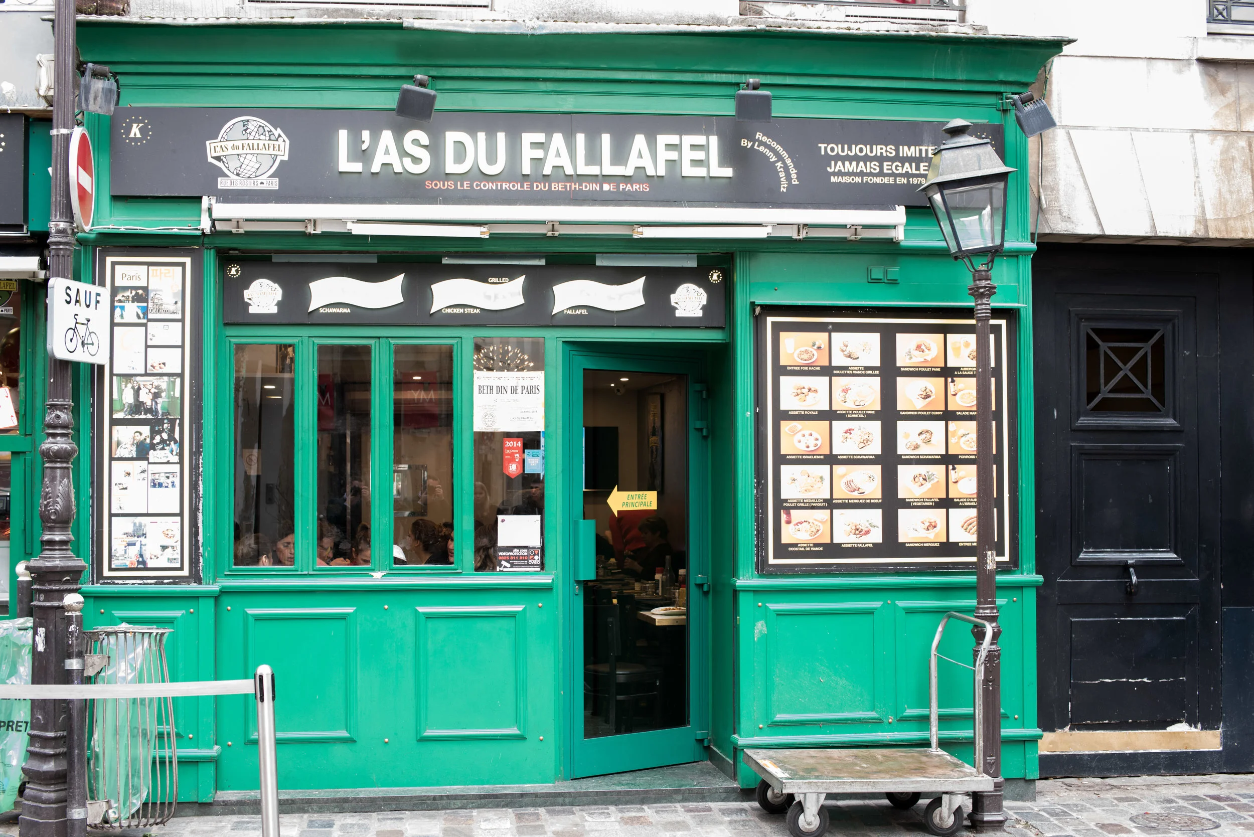 L'as Du Fallafel. This place always has a line...except in this picture, for some reason.
