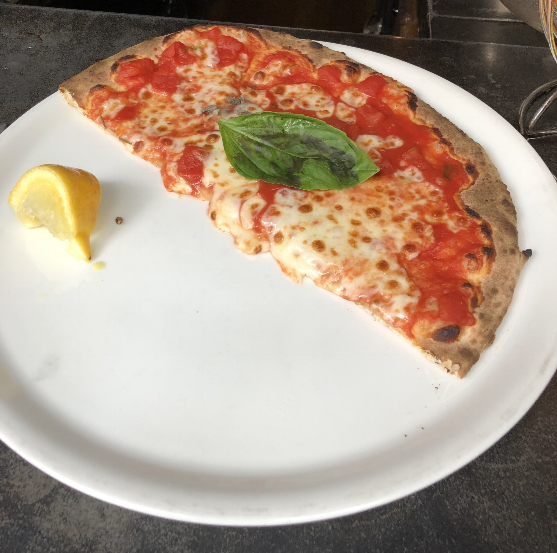 Margarita pizza