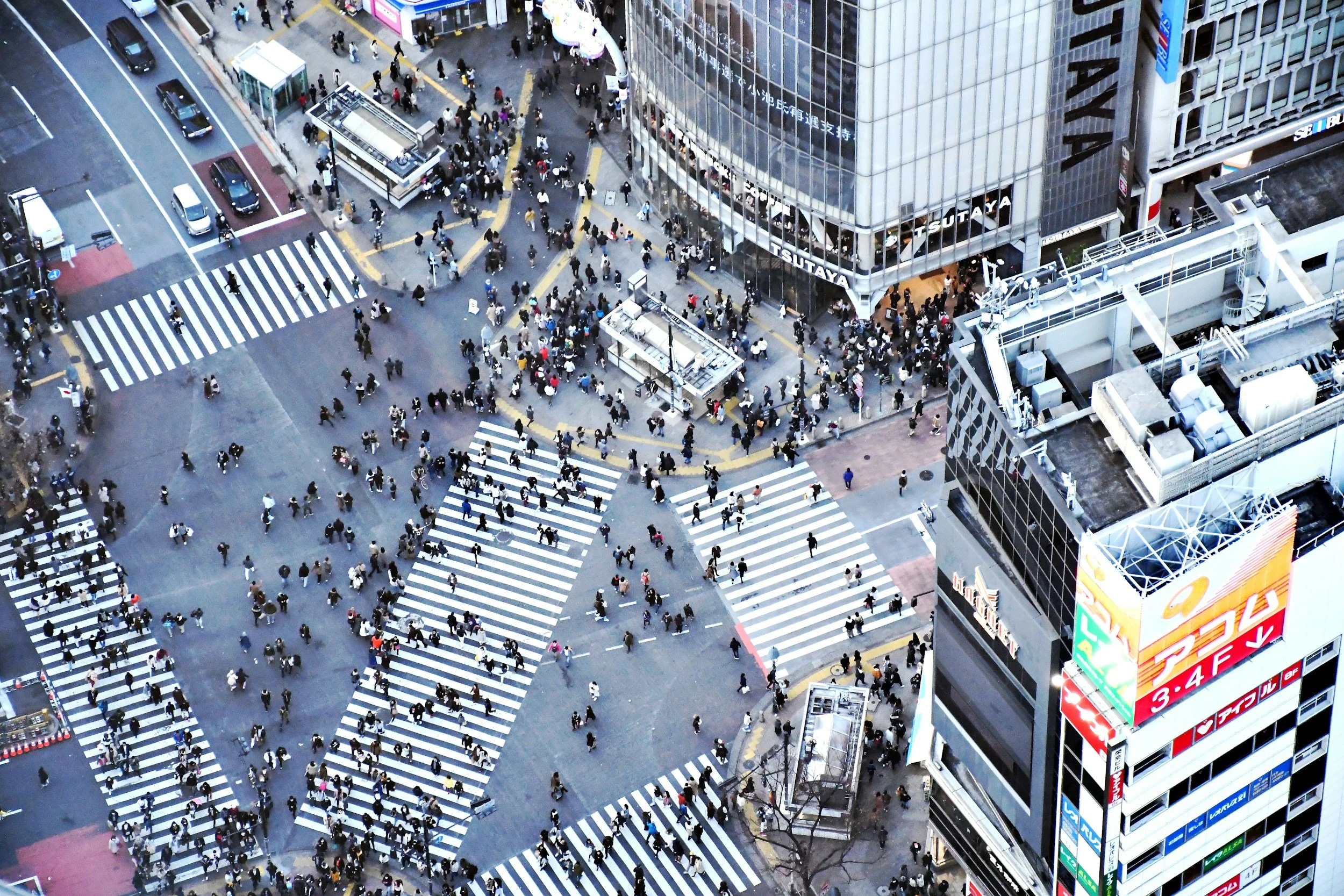 Shibuya Crossing: Tokyo’s Iconic Intersection of Culture and Chaos