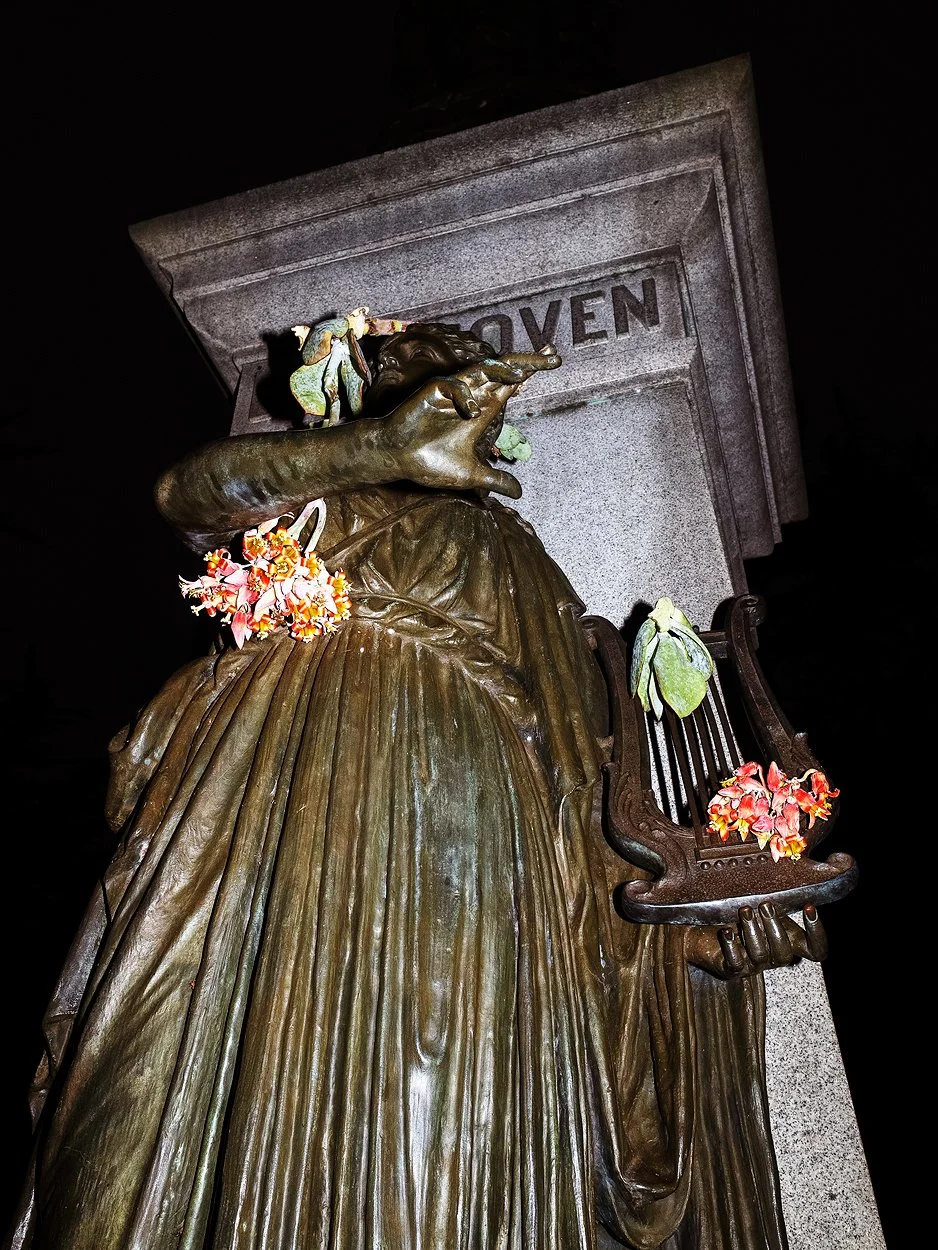 flower-statue.jpg