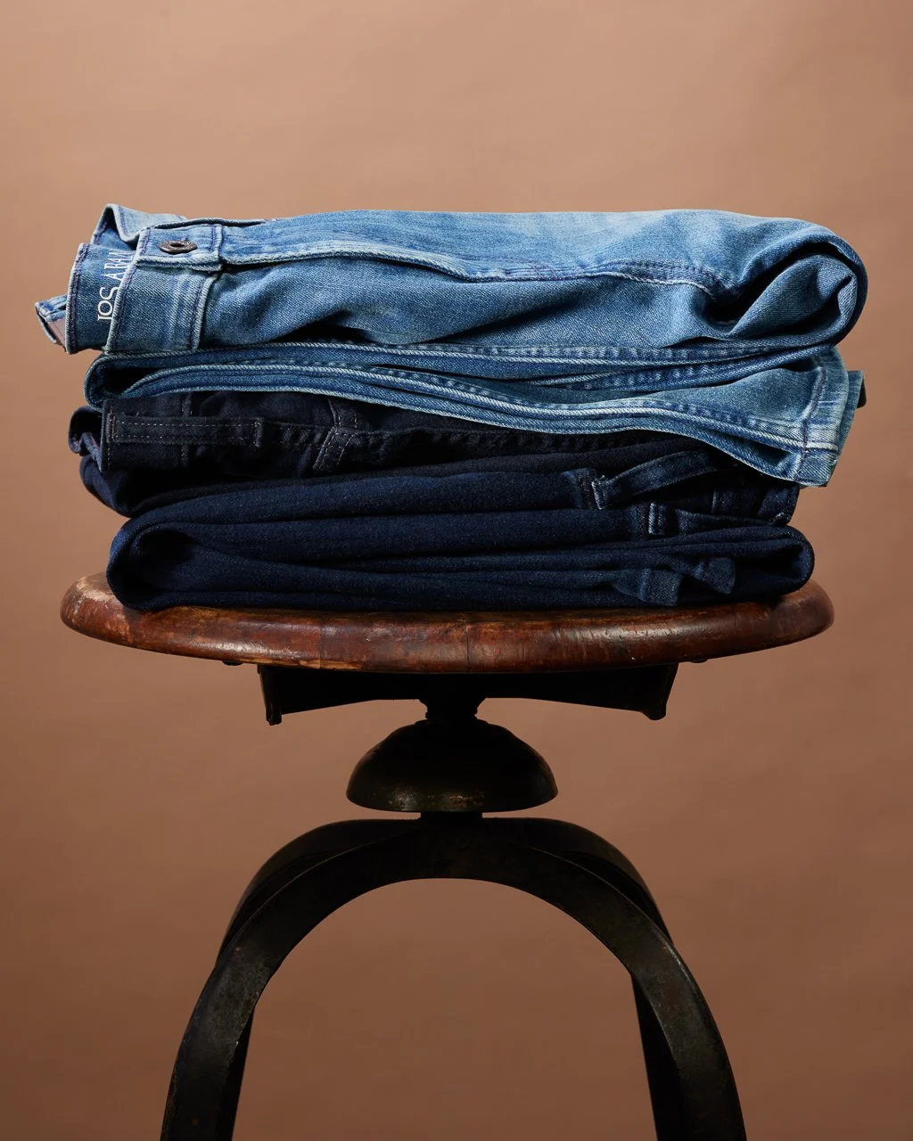 JAB_FL26_STILL_PANT_25_0561.jpg