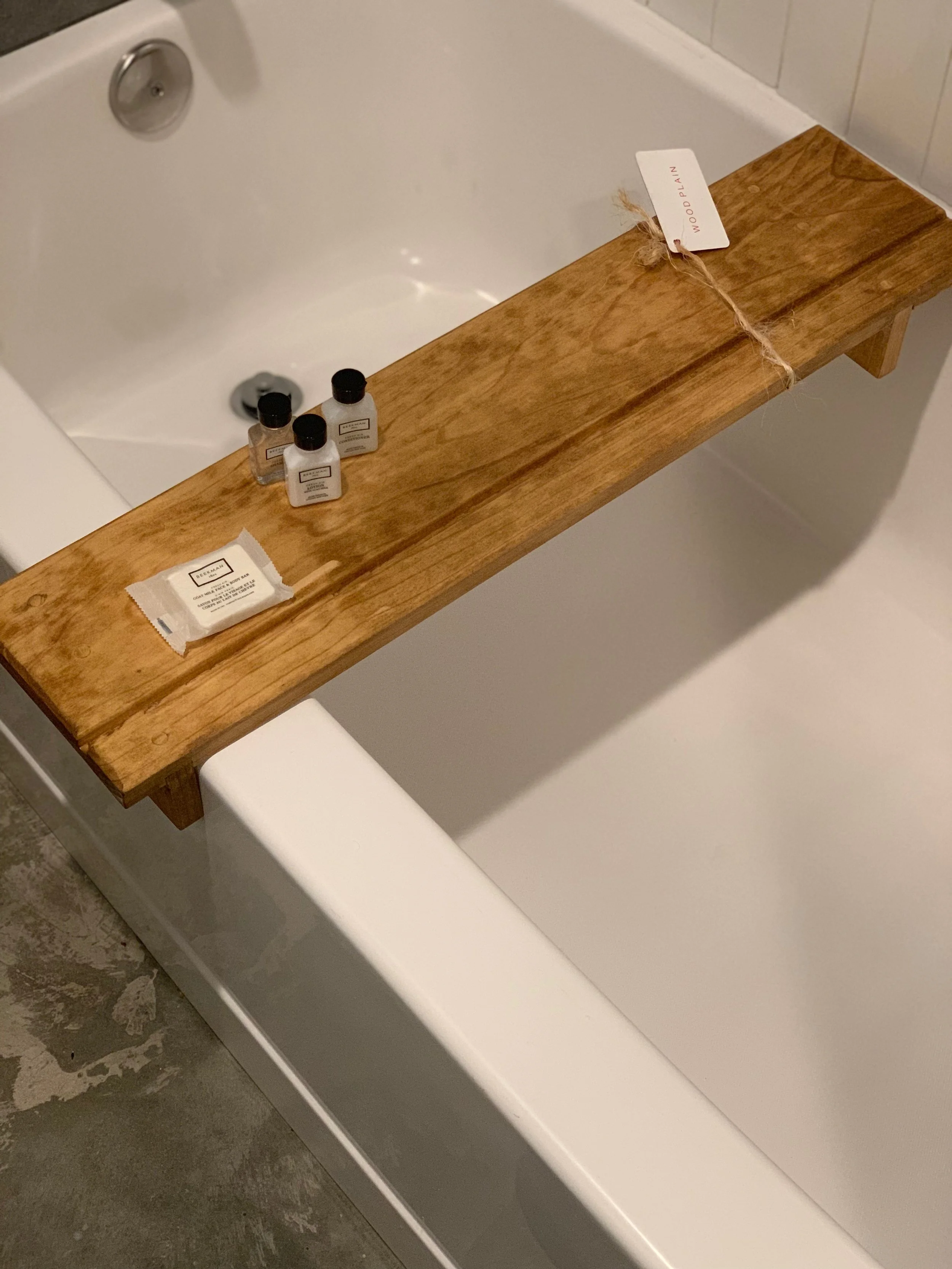 PIneBAthTubTray.JPG